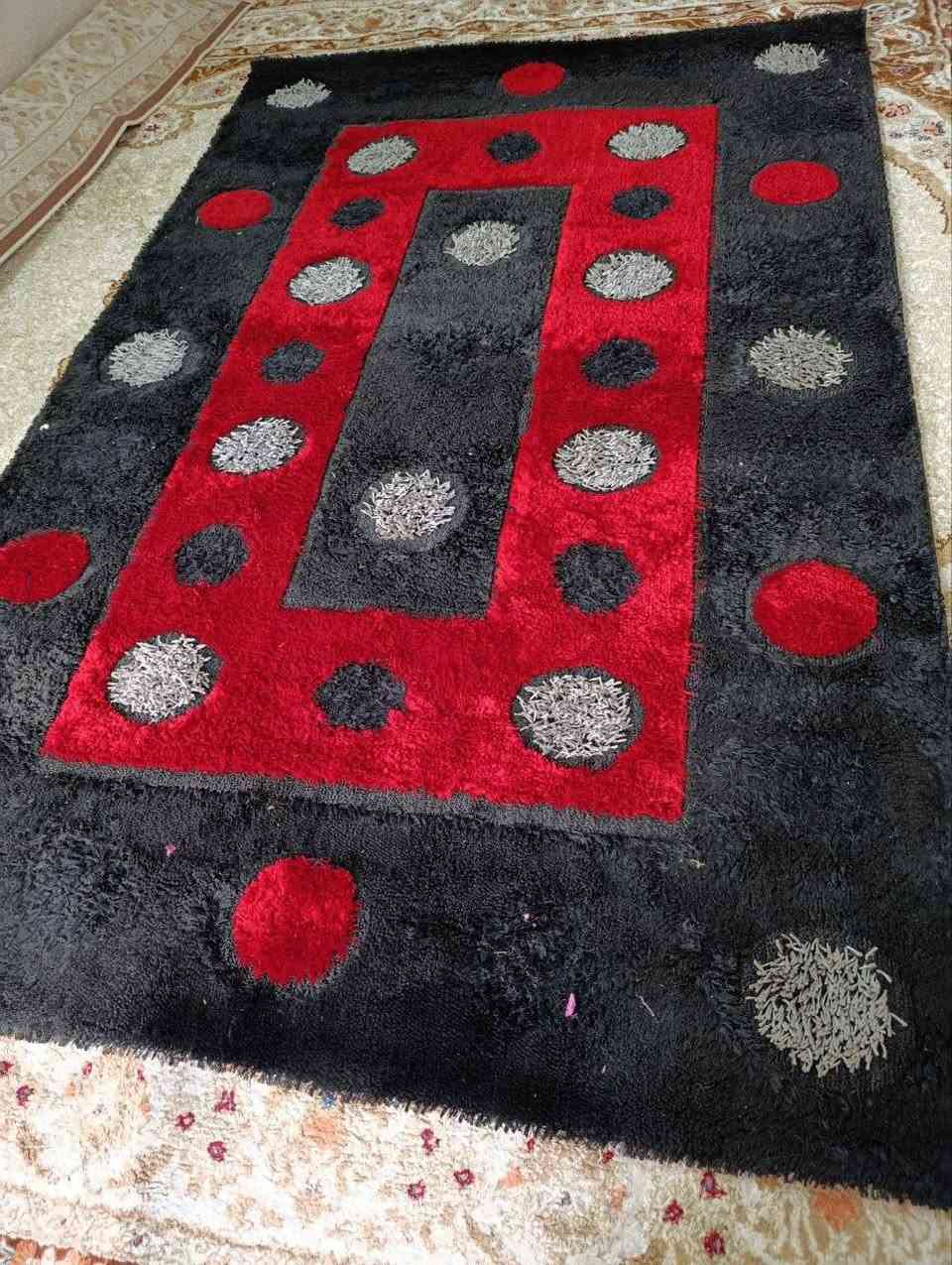 سجاد متنوع • هيتر ٣ شمعات • مكنسة كهربائية