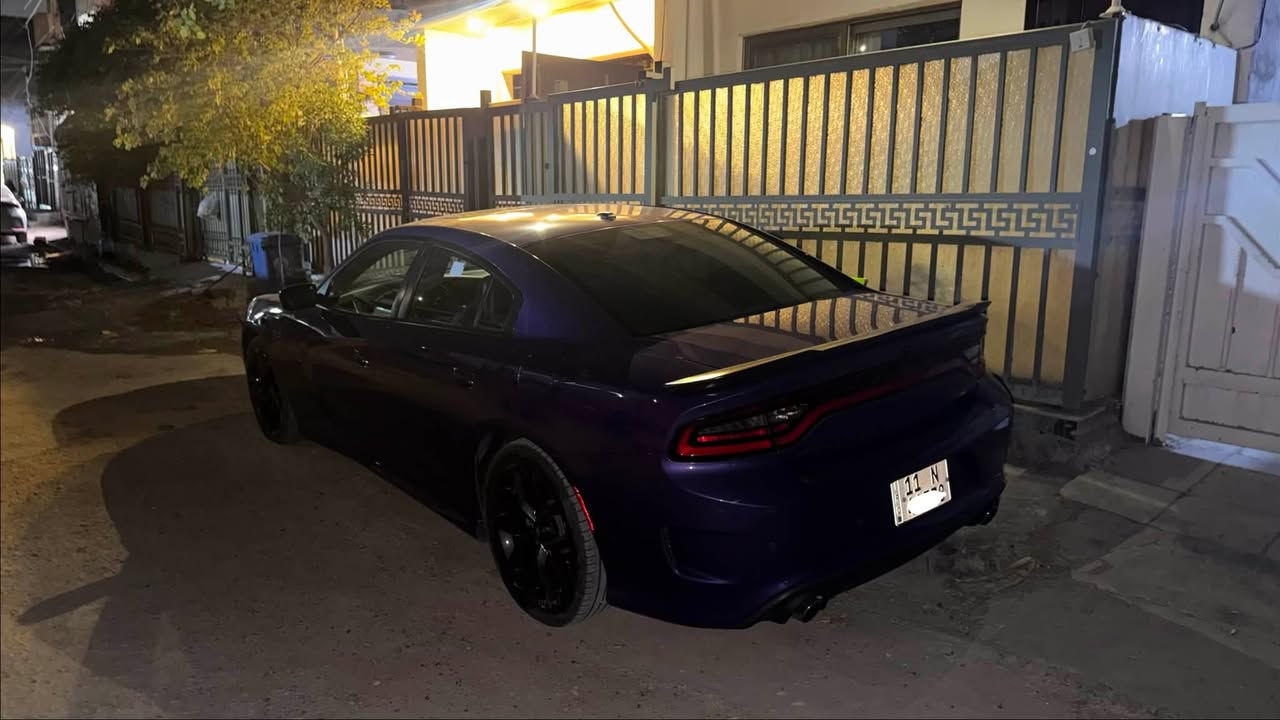 سلام عليكم …. 
جارجر 2023 GT plus رادار امامي 
فول 1/1 
خليجي وكالة هارلم 
ماشية 40.000 كم 
لون بنفسجي مميز 
سيارة مكفولة كفالة عامة 
ماعدا البنيد طلع بيها دبل كود بشرط سيارة بلادية شركة  …… 
***********
السعر : 305 ورقة 
رقم بغداد باسمي 
مكانها بغداد الكرخ
