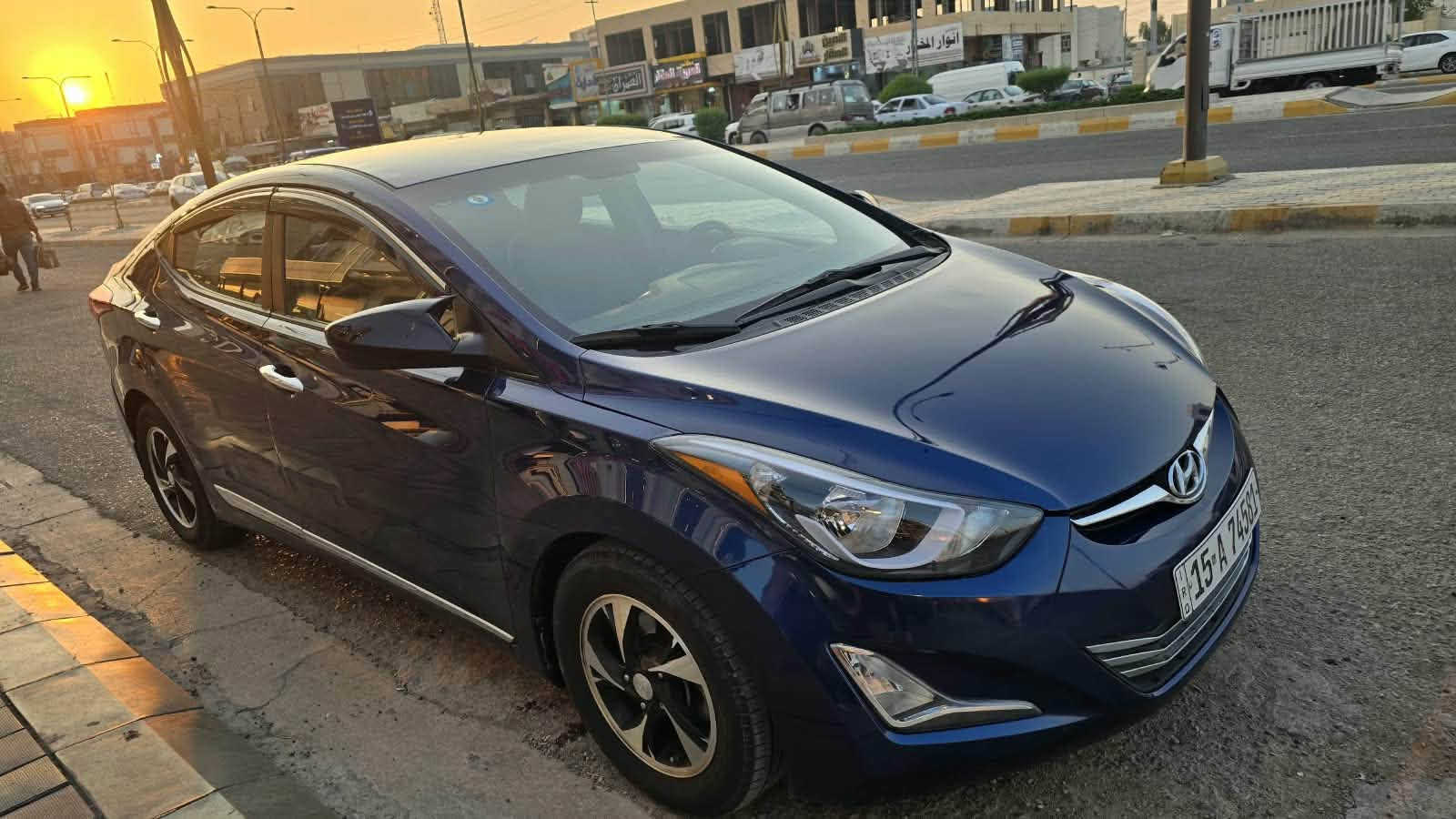 السلام عليكم النترا. موديل 2016 وارد امريكي بيها قطعتين صبغ من غير دواخل. جاملغ وبنيد سياره خير من الله مناقصها اي شي مكان السياره الانبار الفلوجه السعر 97 
***********
***********
