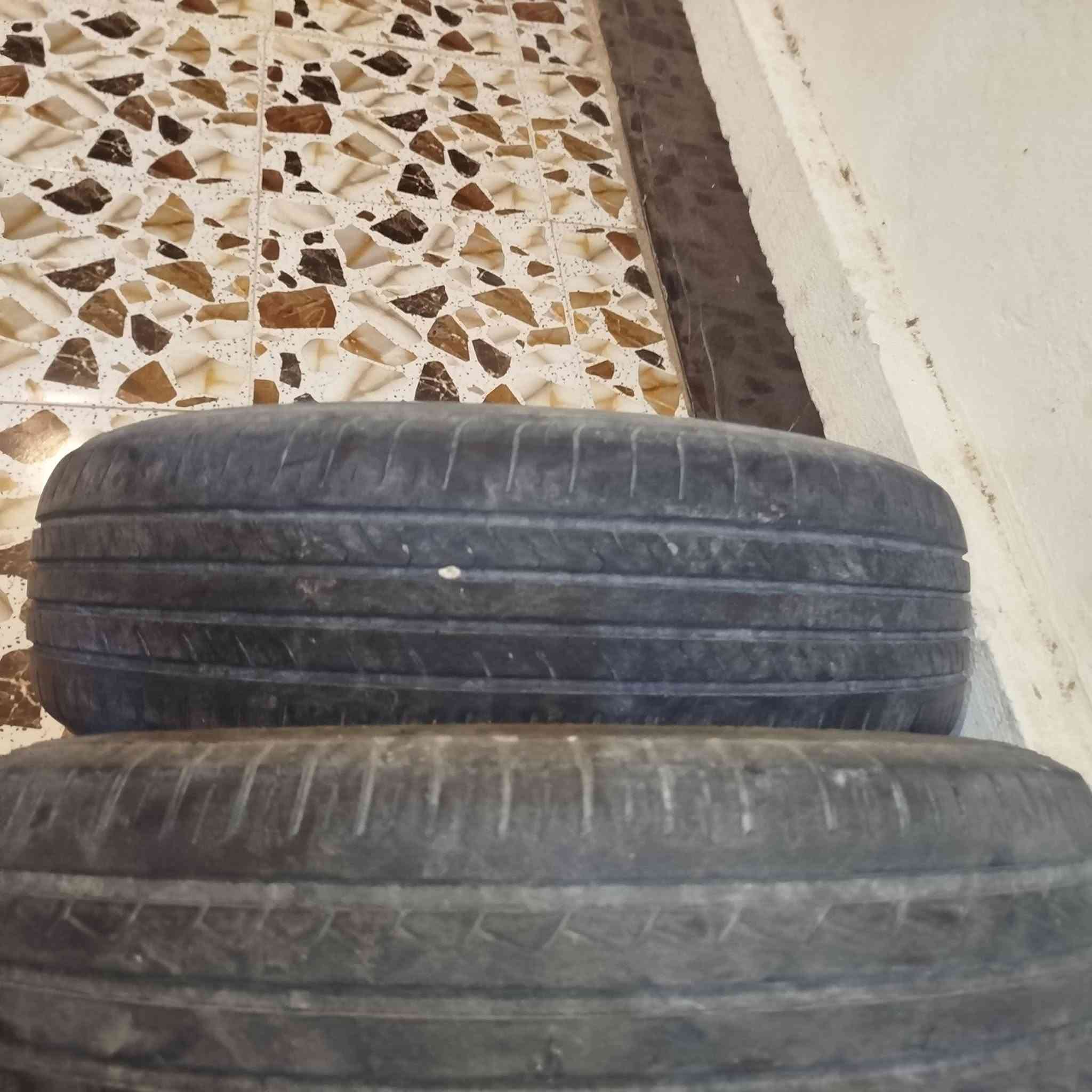تايرات • نيسان سني