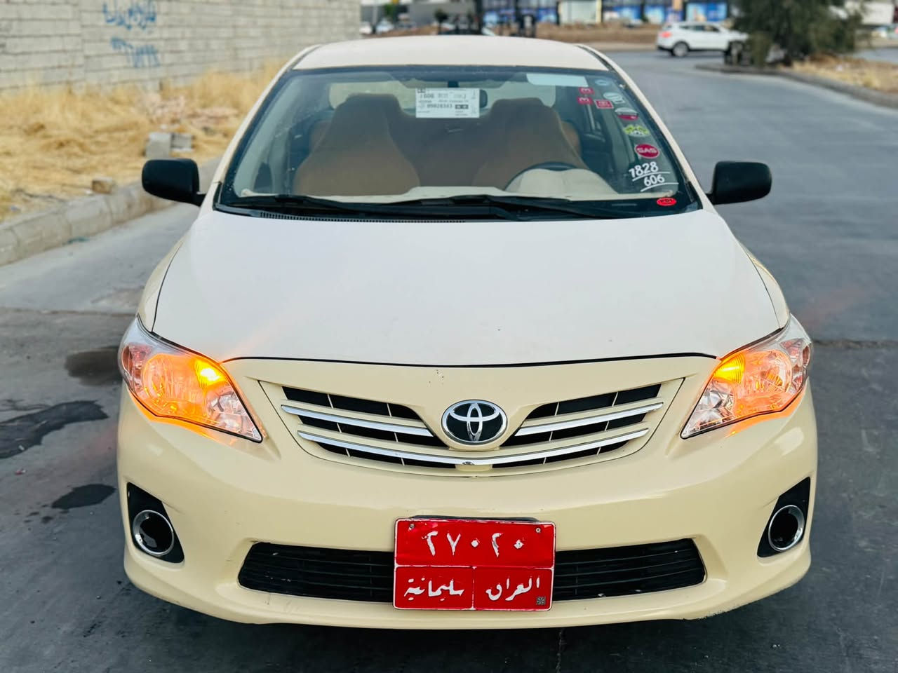 تەکسی
کرۆلا 2013 ئۆتۆماتیک بیلاد سپی مە کینە بچوک گێڕومەکینەو تەبرتی بەشەرتی دەوەستا بێچاڵو شوختوسارد  دووپارچەی گۆڕاوە بێناوگرتن سەقفی شت پییاوە تەنکە ماجونی تیایە بەس هەموینا ناوی زۆرزۆرجوانە داوای 106گەڵاو کەمێ مەعمەلەی لێدە کەم 300 هەزارڕۆشتووە زۆرتازە ماوە تەوە ***********
