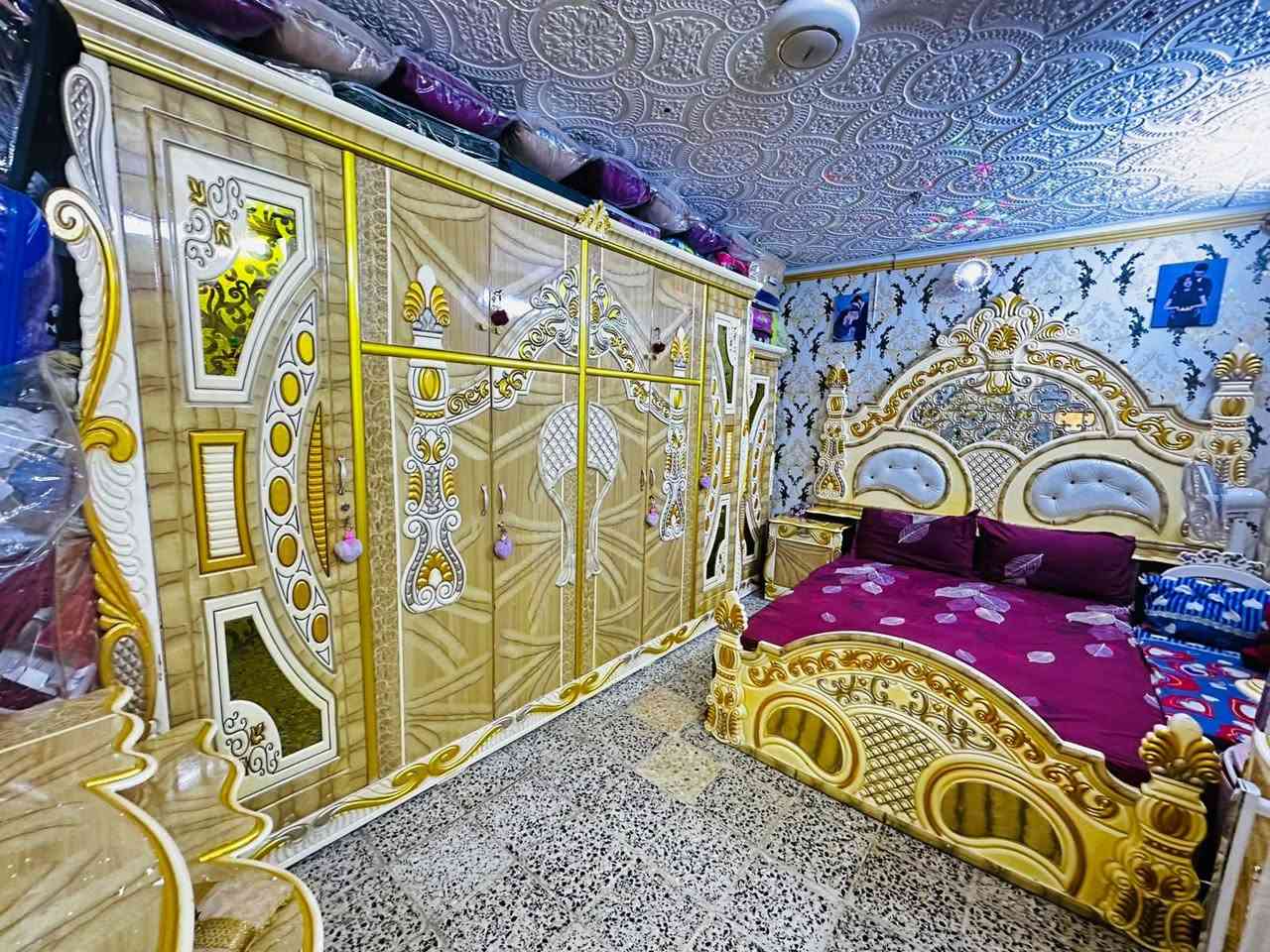 السلام عليكم غرفه مستخدمه غرفه تفصال وشغل ثكيل اريد ابيعه لئن معوز فلوس وبل خير عله الياخذه سعر 950وبيه  مجال بسيط بغداد مدينه الصدر *********** ملاحضه عده الصوميه مو ويه الغرف
