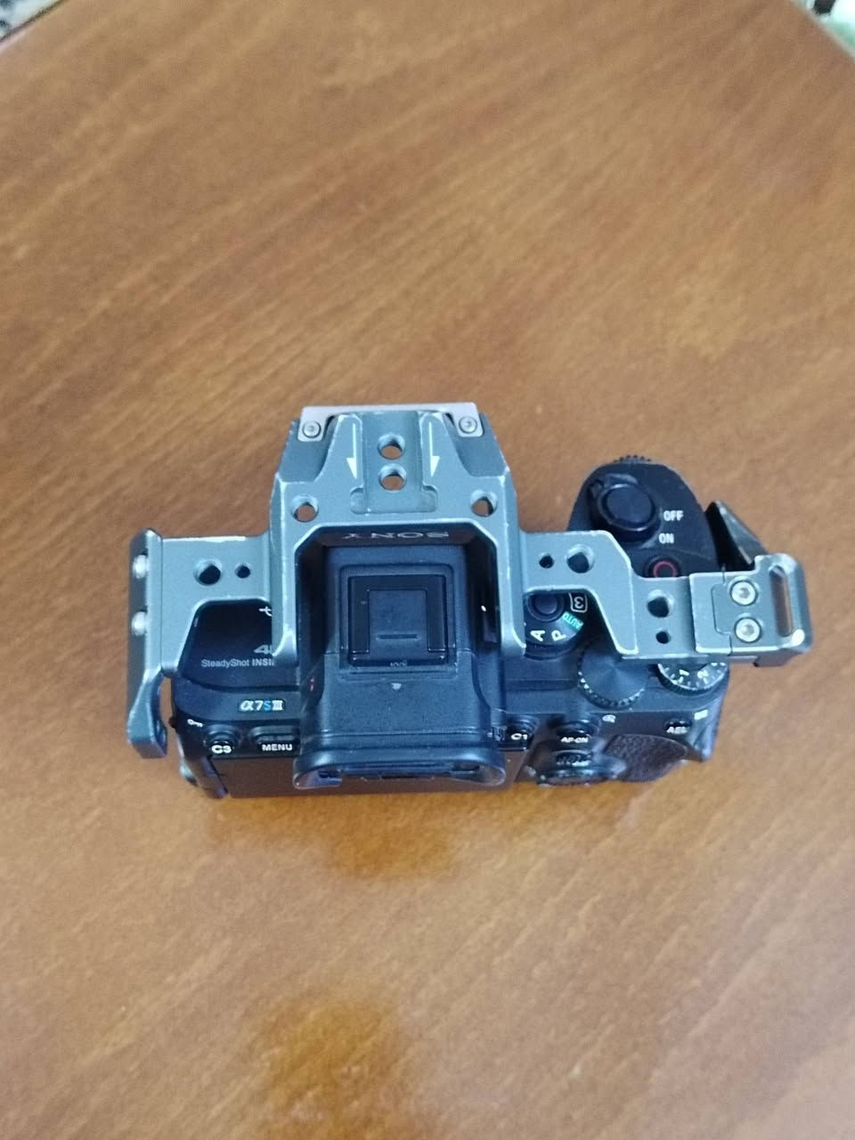 مرحباً شباب
كاميرا للبيع
sony a7Slll
كاميرا نظيفة كلش من كل الجوانب
للاستفسار التواصل على الخاص 
***********
