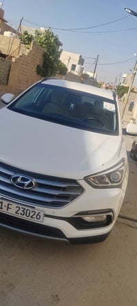 هيونداي سنتافي • ٢٠١٨ • بدون صبغ
