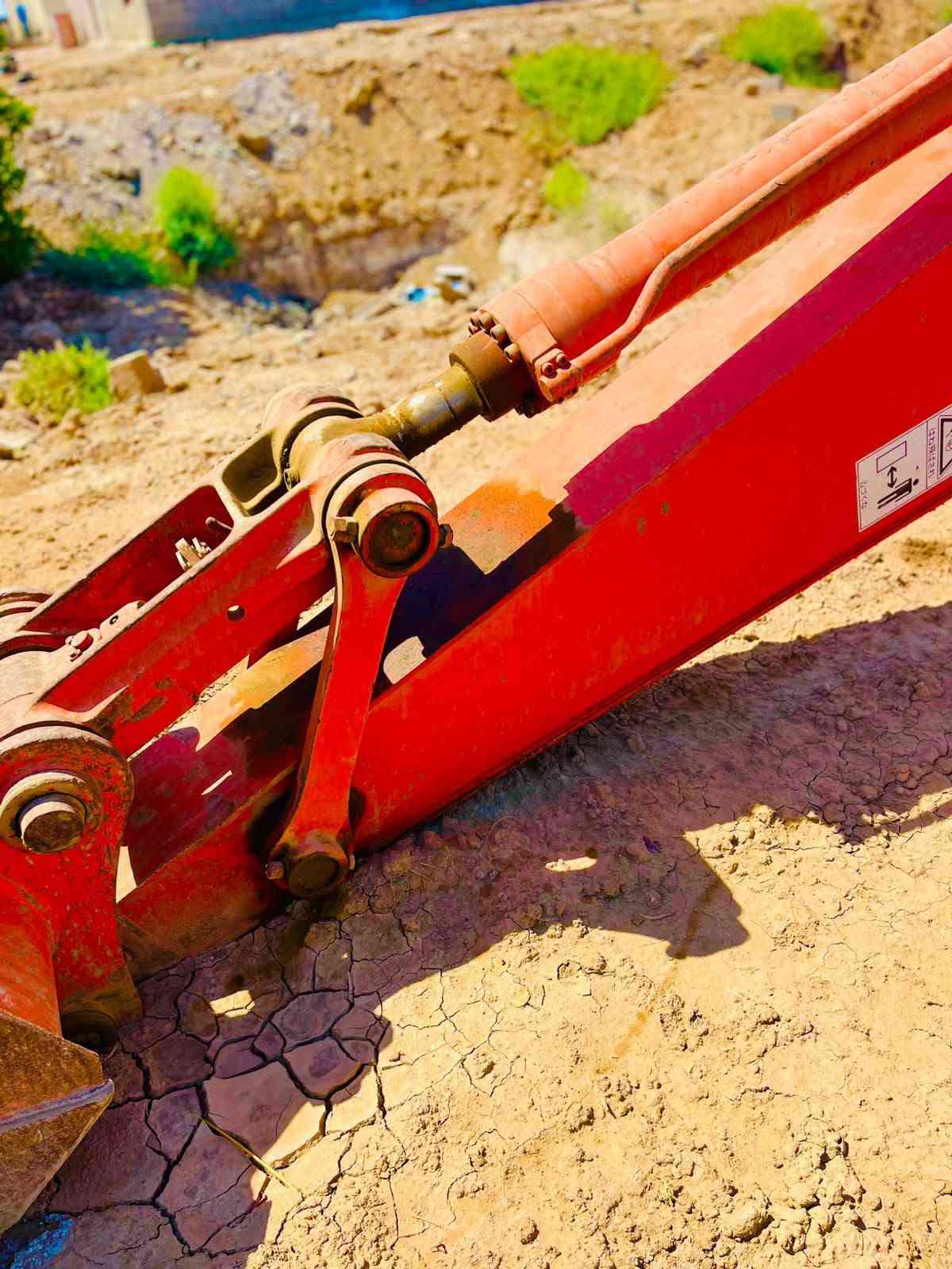 السلام عليكم 

جب حفاره قصير Z3 بلادي للبيع 
جديد ومكفول ***********
