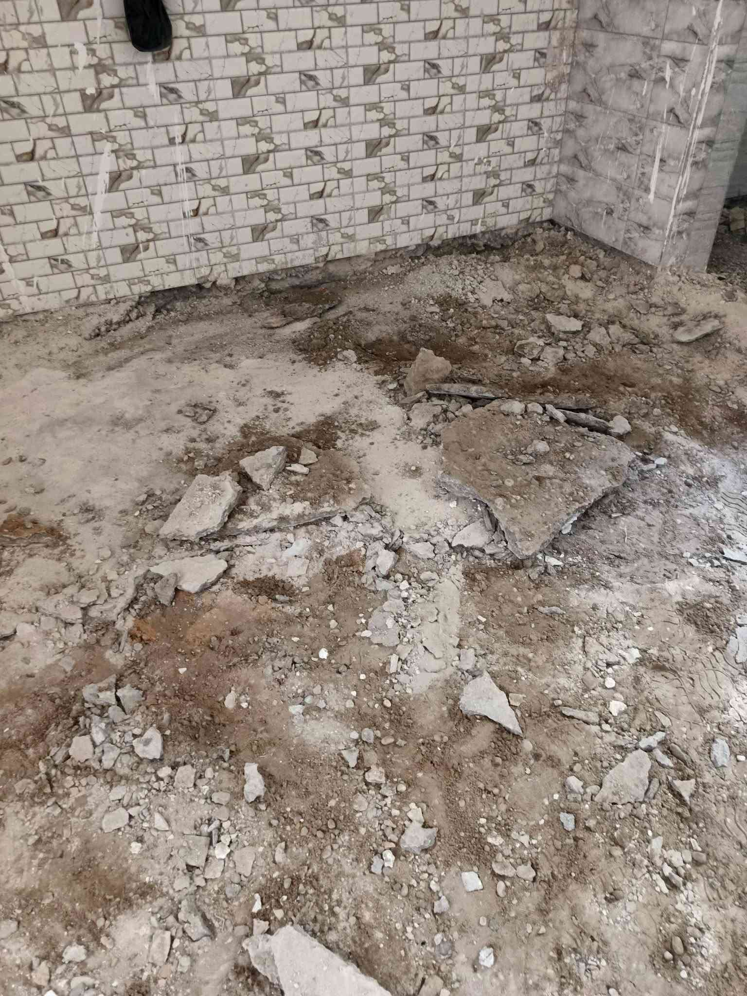 يتوفر لدينا كادر تنضيف البيوت من انقاض البناء كافة 
عمال خلقه واخلاق مرتبين ابضمانتنه التواصل على الرقم
***********
***********
***********
‏‪***********‬‏
