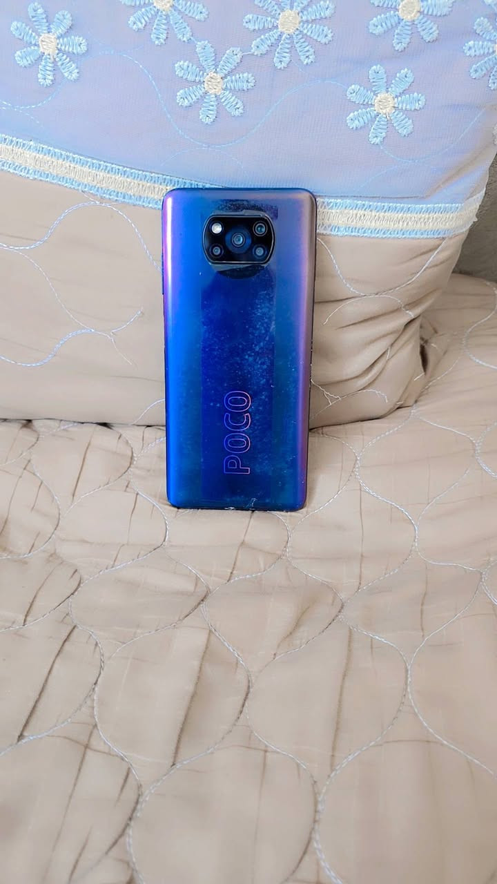 بوكو للبيع
Poco x3 pro 
ذاكره ٢٥٦ نظيف جدا للبيع السعر ١٥٠ الف قفل
***********
