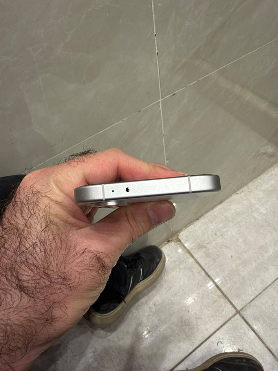 السلام عليكم poco x8pro استخدام قليل مثل ماموضح بصور ذاكرة 256Gالسعر قفل 525 مكاني بغداد التواصل ***********

نص مكتوب في الصور:
- 93 11:07 حماية البطارية معلومات البطارية 100% صحة البطارية 72 الدورات مارس 2026 بيانات التصنيع يونيو 2026 أول استخدام: حماية شحن البطارية شحن كامل حماية البطارية لتمديد عمر البطارية، سيتوقف الجهاز عن الشحن عندما يصل مستوى البطارية إلى 80% وسيقوم بالشحن الكامل فقط عند الجدول الزمني الشحن الذكي لإطالة عمر البطارية، سيتعلم النظام كيفية شحن جهازك ويتوقف عن الشحن عندما تصل نسبة البطارية إلى 80% في