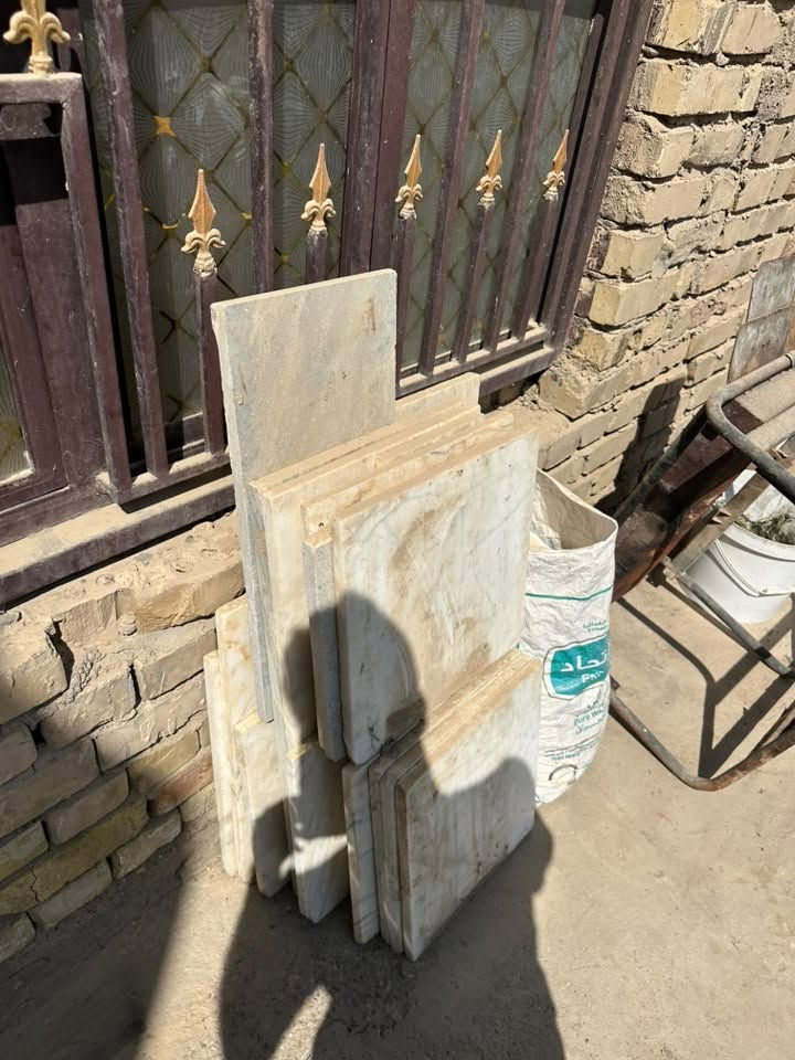 قطع مرمر للبيع.
العنوان الطارمية
***********
