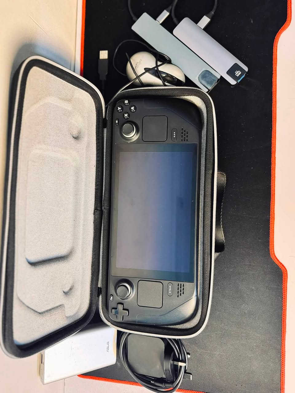 سلام عليكم🔥🔥
ستيم دك lcd✅
ذاكرة 512gb ✅
جنطه شاحنة موجوده✅
وياه وصلتين لربط ملحقات✅
وماوس للتصفح وبعض الاستخدامات✅
ويه بوربانك ١٠٠٠ ملي امبير من اسوس عند التنقل✅
وياه بوسه هديه هم🌹

(ملاحظه زر R1 عطلان وتكدر تستخدم الازرار الخلفيه كبدائل)👌

سعر الجهاز والملحقات كامله 460🔥🔥

توصيل متوفر جميع المحافظات ٦الف🚚🚚

رقمي واتساب ***********📞📞
