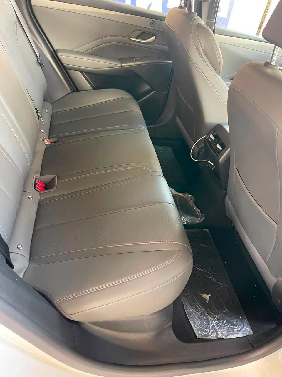 🚘 للبيع | BYD Qin Plus 2025 🤍
🔹 الموديل: BYD Qin Plus
🔹 الممشى: 6,500 كم فقط
🔹 الرقم: بغداد — بسمي
🔹 سبير ويل كب
🔹 كافة الملحقات موجودة: كارت + شاحن + فوم
🔹 كفالة عامة: صبغ، ضربة، وتكحيل
🔹 فقط شخط صغير جدًا
🔹 السيارة نظيفة جدًا ومكفولة

📍 الموقع: بغداد – الجادرية
📞 ***********
***********
📱 متوفر واتساب

💰 السعر مناسب جدًا — للجادين فقط
☎️ اتصل وتدلل
