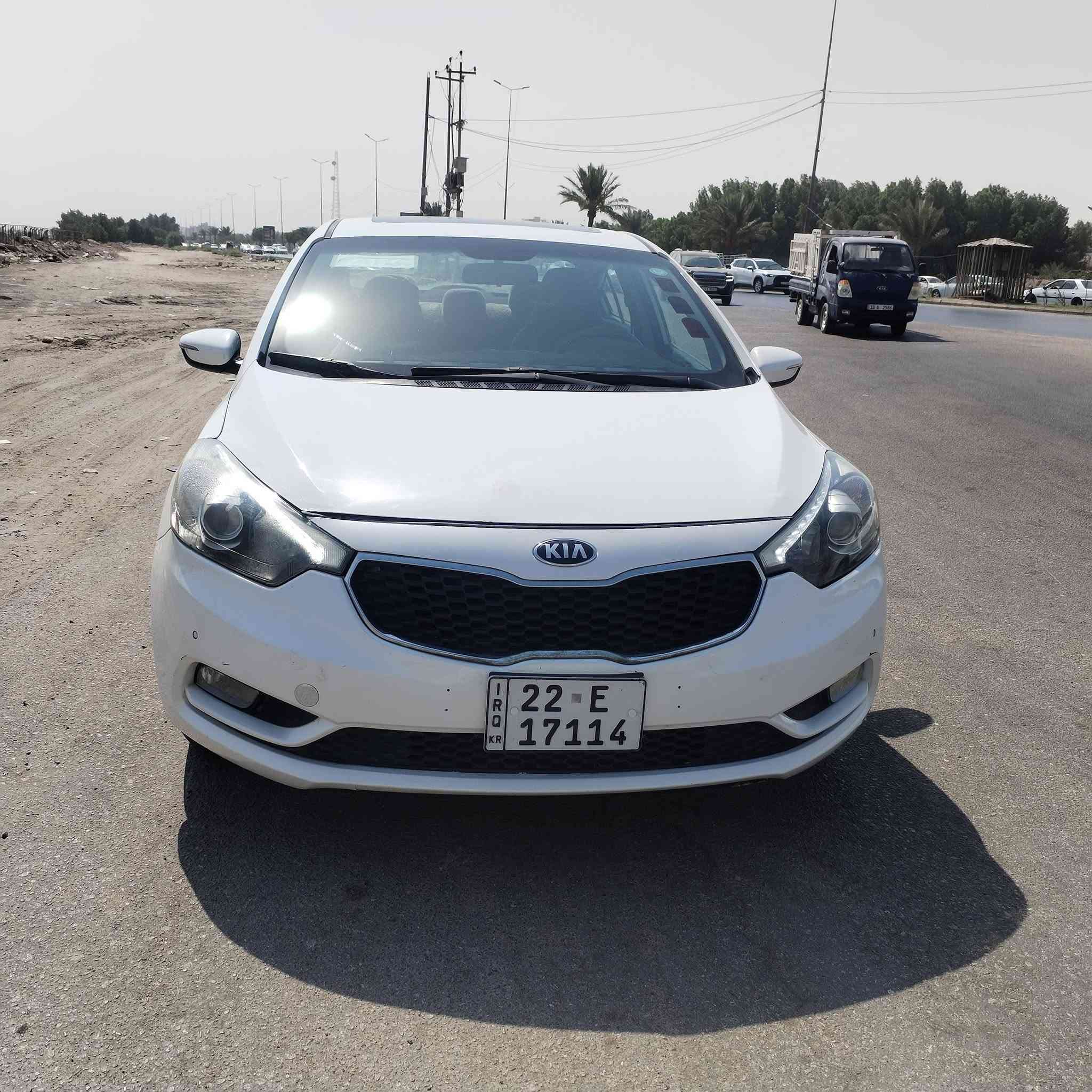 سيراتو ٢٠١٣ مكينه كير حداديه تبريد تخم تاير كله جديد مكان السيارة نجف فول مواصفات عدا البصمه السونار مرفق مع الصور السعر ٩٨ للمعلومات ***********

