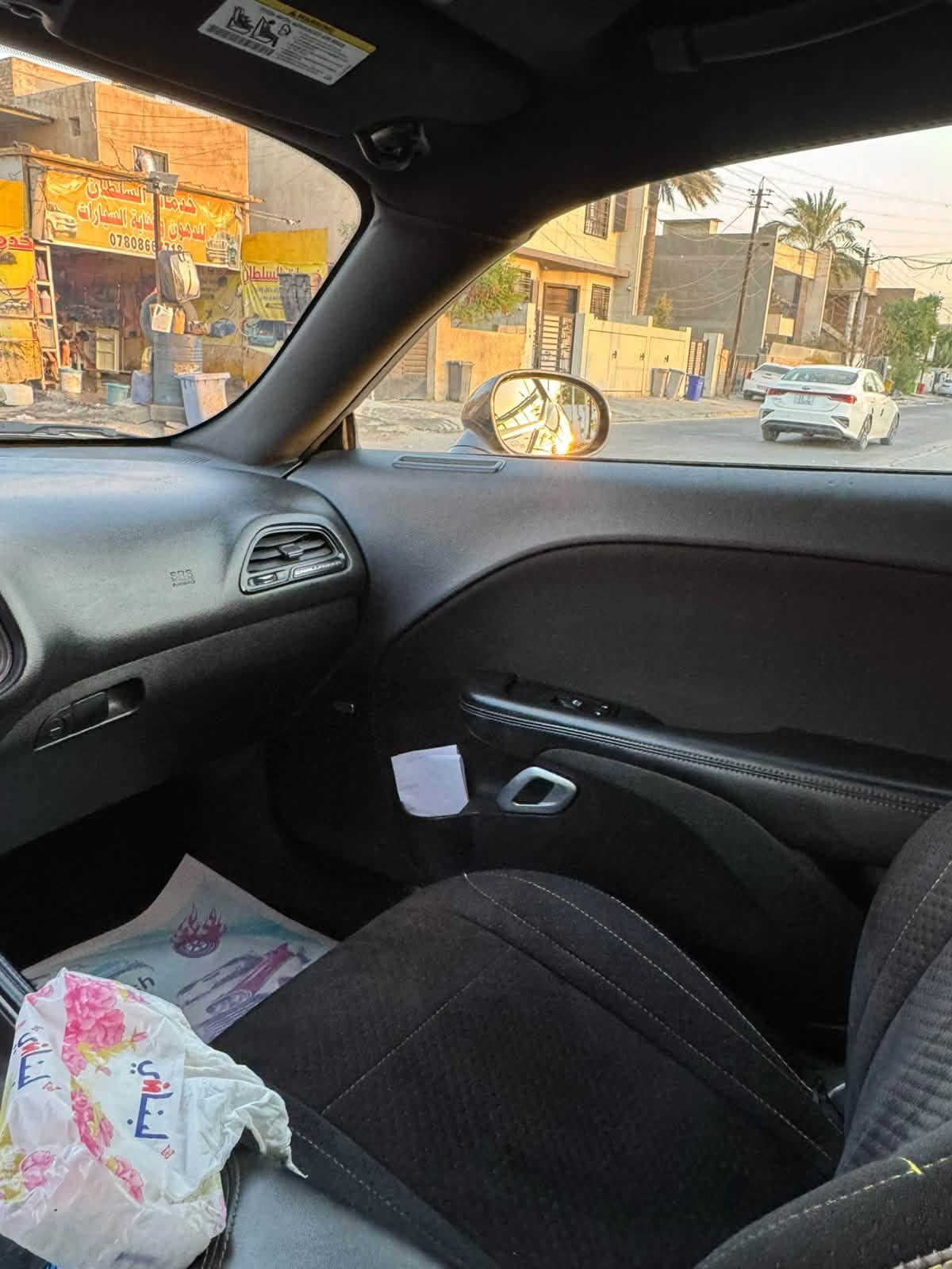 سلام وعليكم جالنجر 2023 اربيل بسمي
موصفاتها sxt
كشن السايق كهرباء
شاشة صغيرة 
حساسات
حادثها مبدل جاملغ
وربع البنيد صبغ فقط 
والباقي كلة مكفول
ماشية 53 ميل
كامرة 

السعر 188 وبيها مجال انشالله

مكاني بغداد حي الجامعة

اتصال عادي شغال+964 790 225 0859

واتساب فقط ‪+964 783 030 3666‬
