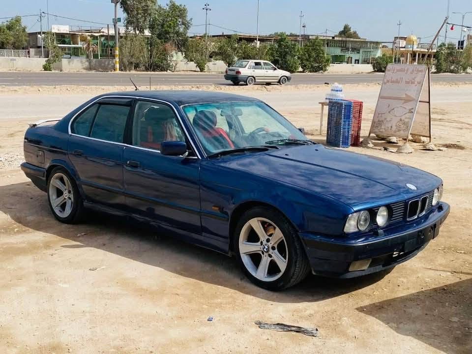 سلام عليكم
525 اصل مديل 94

مسكر فانوس نضامين بانزين وغاز
كير مكينه نضاف
حداديه 70 بلميه
رقم جديد بسمي هزه وسنويه كله حديد لل٣١
منضومه زنون منضومه صوت

تخم تاير ويل همان
 يرادلهه ترتيب كماليات فقط
٥٣ بيهه مجال حك جيه مكاني نجف ***********

نص مكتوب في الصور:
- اندلل الحلوه 🤣