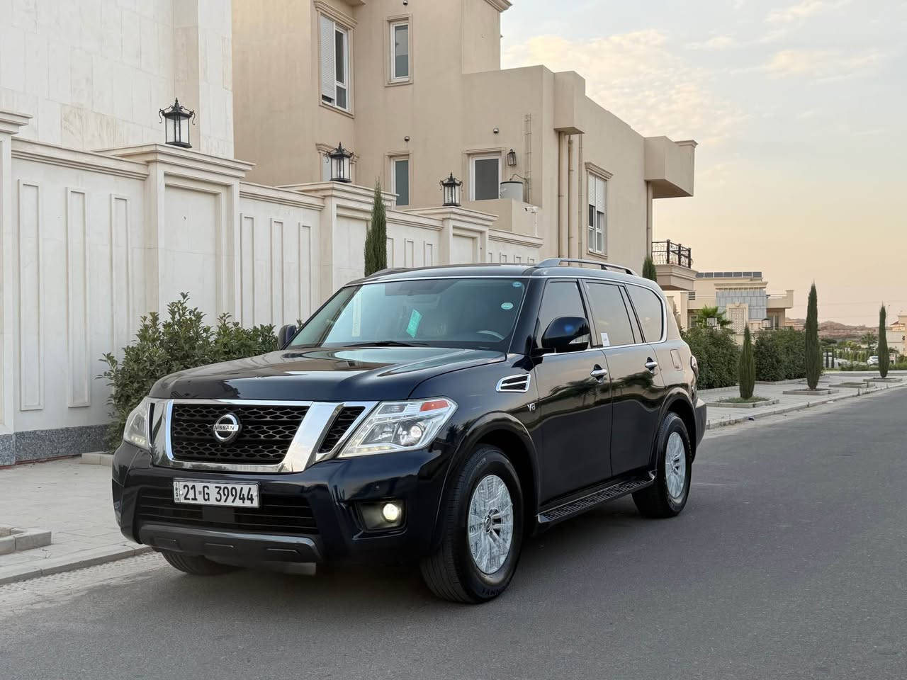 ﷽
‏ NISSAN ARMADA2018  
نيسان ( أرمادا2018) فول مواصفات بدون فتحة
لون نيلي مميز

◽️محرك ( V8 5.6L ) تمانية سلندر🚀🚀
🔷داخل ابيضّ 
🔷ماشيه ( 67 ) الف  حقيقي
🔷سياره فول مواصفات بدون فتحة
🔷محرك _(5.6L)-(v8)
🔹گير محرك بشرط مامفتوح جديد كل على وضع بيلادي

◽️سيارة بيها ( بس جاملخ صبوغ ) بدون دواخل بشرط
🔹سيارة جديد حيل حيلوة نضيفة
🔹سيارة داخل و خارج كل جديد كل على وضع شريكة

◽️مواصفات
🔹( بصمة - رادار   - تشغيل عن بعد - صندوق شفت - ٧ راكب  - كشنات تتفيئة - كشن و ستيرن خزن -تبريد مركزي - حصاص أمامي و خلفي - لايت ليد و زينون - داخل فورميكا -  بعد )

◽️محرك كير  بشرط مامفتوح
سياره حيل نظيفه كلشي علي بلاد لوك
بسميً السنويه بشرط تحويل و خرامه
سياره مابيها دينار مصرف كامل من كل نواحي

◽️نظافه ١٠٠٪؜ كامل سيرفس بدون نقص و بدون مصرف سياره اي نقص مابيها 
4 أيطارات جديدة تاير و ويل

نفسي يوم /تحويل و كاله حاظر
مكان / داخل  أربيل 🌆

◽️سعر _198 مجال بصيط 🔐
◽️موبايل /*********** ::: *********** 📲
 
انشاء الله إيلي عجبة صاير قسمة الهلة ✋✋ أربيل, العراق
