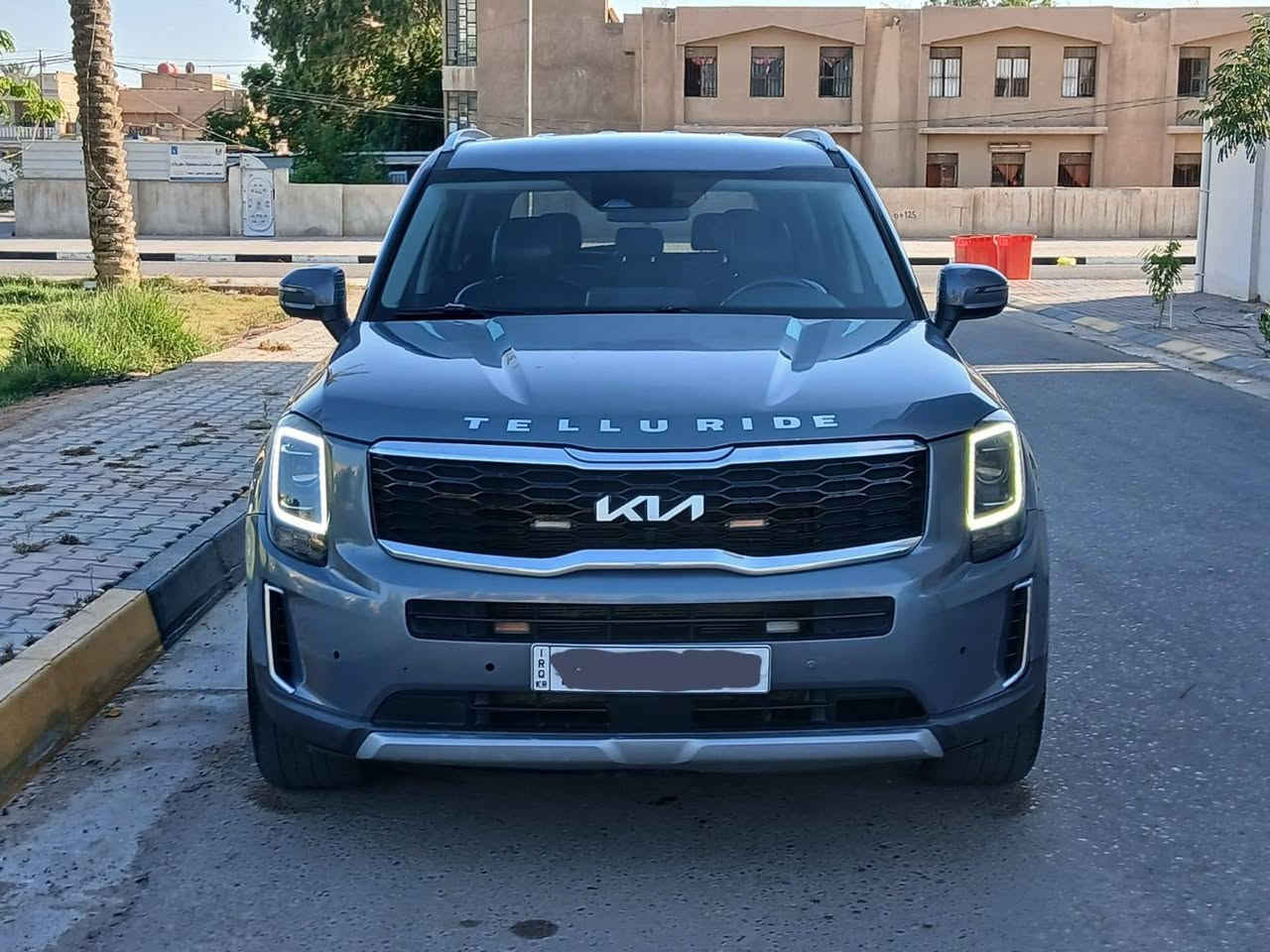 اسلام عليكم للبيع كيا تلرايد الفه S
الموديل 2022 
ماشيه 59 ميل 
مواصفات رادار امامي كامره 360 توقيف ذاتي سايد ابريك كهرباء اوتو هولت 
حساس جانبي بصمه تشغيل+ بيبان وجنطه 
تشغيل عن بعد اندر ويد اوتو + كار بلي  
الضرر الأمريكي جاملغ الامامي الأيسر تبديل اصلي بدون صبغ والباقي كفاله ليبل واحد سالمه بدون ايرباك
السعر 215  بيها مجال بسيط
الاستفسار أكثر اتصل//***********
عنوان السيارة كربلاء المقدسه اخوان مكلف بلنشر للبيع فقط البصرة, العراق
