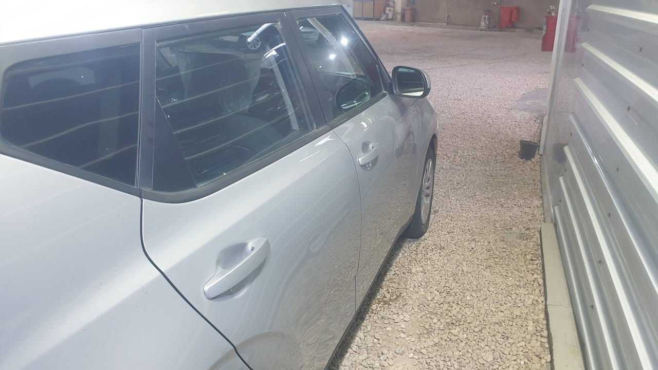 السلام عليكم .  صول موديل ٢٠٢٠ سلفر
بأسمي 

رقم بابل 

السيارة حادثها بنيد

بدون شواصي

البنيد جارد 
للاستفسار
***********
***********
