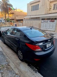 اكسنت 2017 نظيفه للبيع  السياره حادثه  4 قطع صبغ بدون دواخل  احسبه حزا...