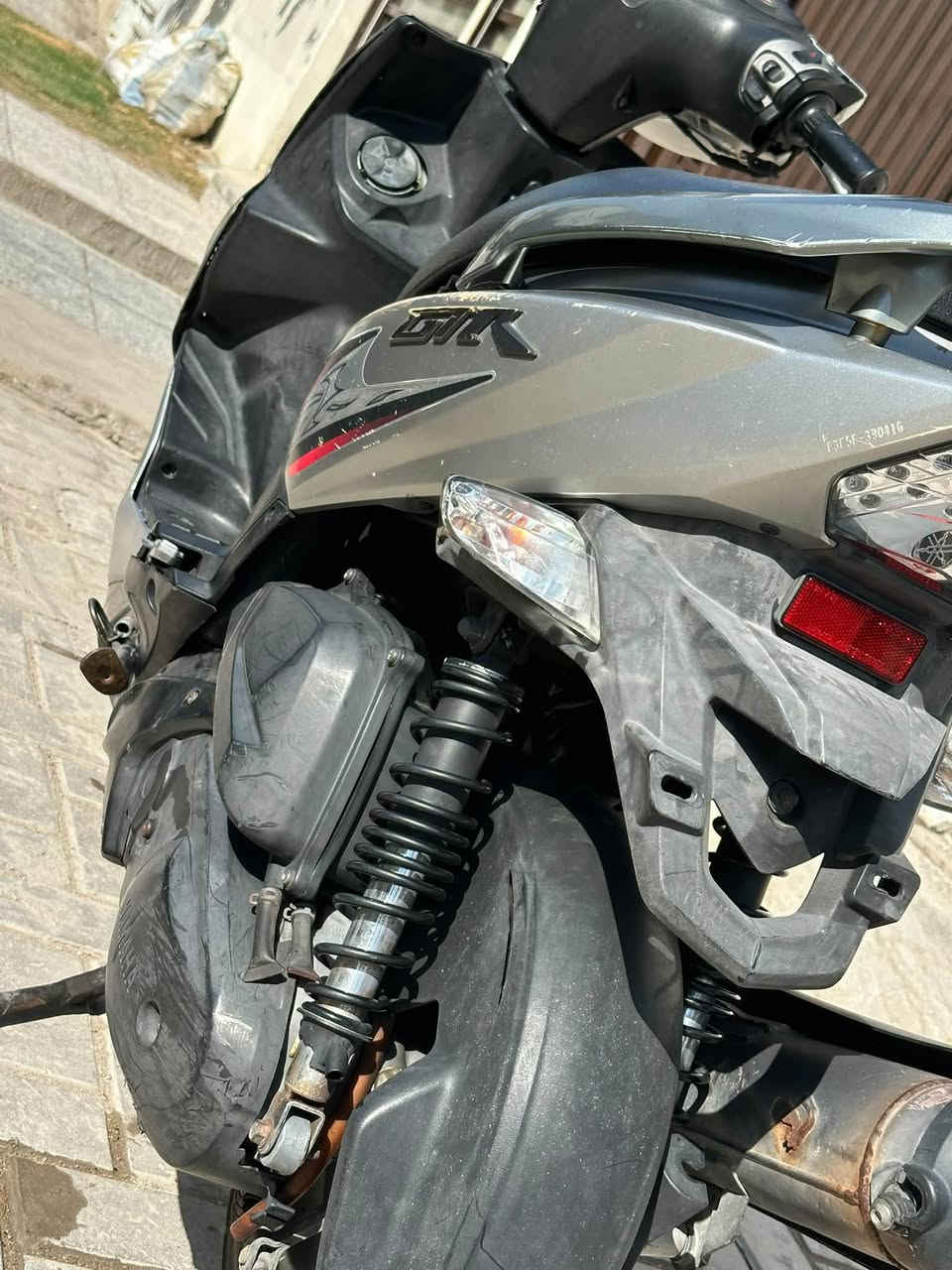 سلام عليكم 
جيتي ار لون رصاصي خمسينيه
دراجه مكفوله كفاله عامه مكينه وكفر ختم واحد دراجه خير من الله كله شغاله مابيه اي نقص سعر مليون وبيها مجال بسيط حك الجيه مكاني بلديات للستفسار عل رقم ***********
