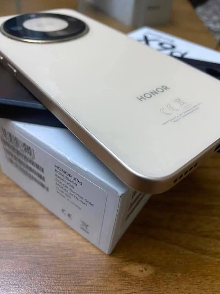 📱 Honor X9d
• رام 12GB
• ذاكرة 256GB
• كاميرا 108MP 📸
• شاشة AMOLED 120Hz
• بطارية 8300mAh 🔋
• شحن سريع 66W ⚡
• مستخدم ايام معدوده بحالة الوكالة ✨
• كامل الملحقات
العنوان ديالى 

💰 السعر: 300

#الشراي يراسل وتساب على رقم ما متواجد فيس ***********
