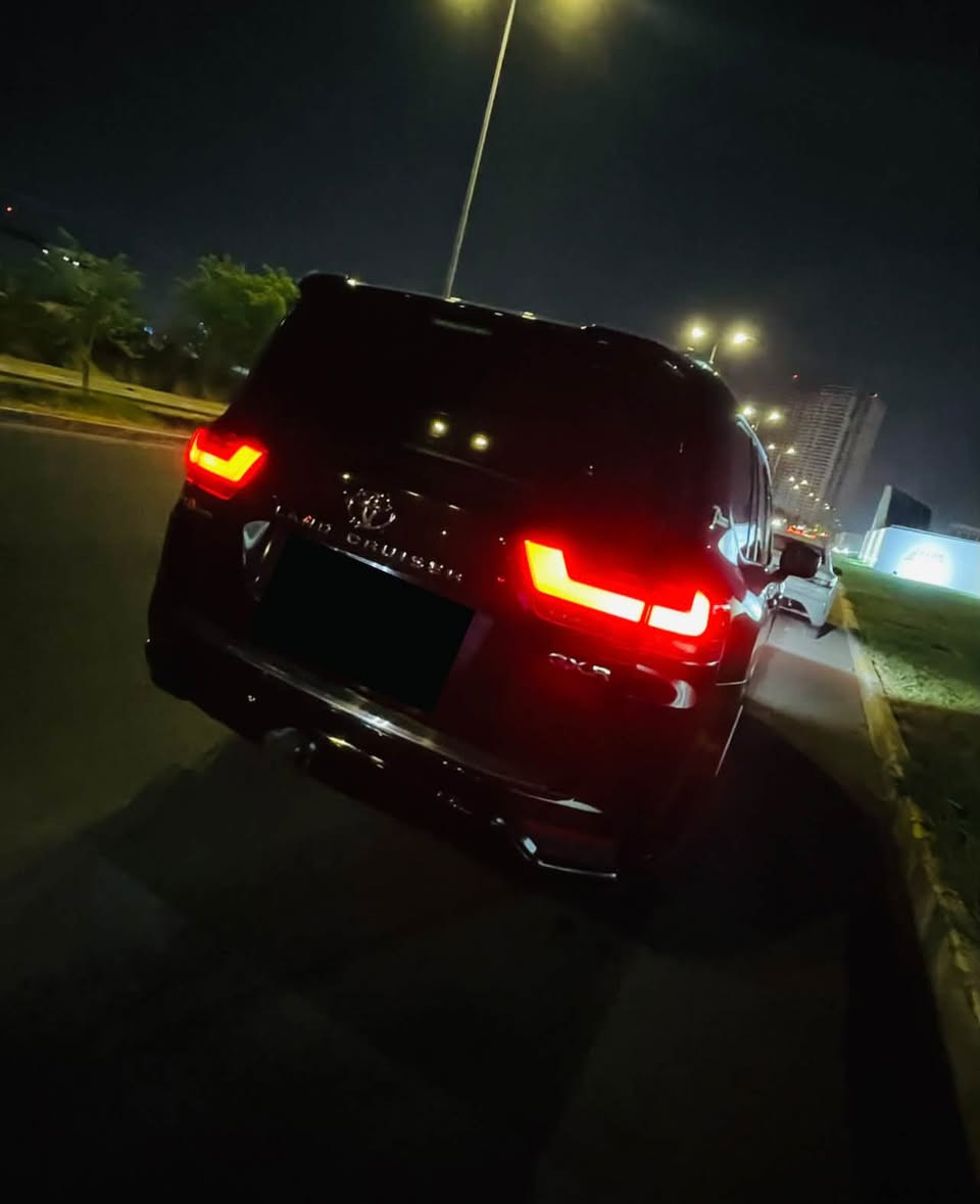 السلام عليكم
تيوتا لاندكروز  Gxr     ترهم نقد وترهم اقساط
موديل 2022 سبعينه 
وضع شركه كفاله من كلشي بجيس السياره
رقم اربيل  

السياره  كفاله عامة وضع شركه 

المواصفات / فول✅
كشنات جلد
تطبيق ٣ شاشات
شاحن لاسلكي 
حساسات امامي خلفي 
تبريد كشنات 
كشنات كهرباء 
سلايد
بصمة تشغيل 
بصمة ابواب ،، وبقية المواصفات معروفه بل Gxr
