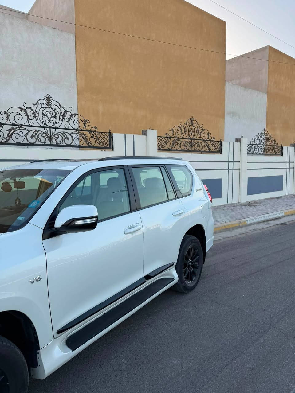 تويوتا برادو Vxموديل 2021
صيانة وكالة ساز
انسب سعر 🔥🔥
اتصل وميكون خاطرك اله طيب

السيارة كاملة بلاك ادشِن من الشركة VX 

مكفولة كفالة عامة كاملة بدون(صبغ وتبديل وبارد)

رقم  بغداد الدولي ب اسمي

ماشيه 81 الف كيلو 

المواصفات:

✅ سلندرات قمارة

✅مثبت سرعة

✅حساس خلفي

✅كاميرا خلفية

✅دبل تانكي 150 لتر

✅إشارات بالمرايا

✅كشافات ضباب

✅كراسي جلد أصليه

✅كراسي كهربائية

مكان السيارة كربلاء حي الحسين

للاستفسار: ***********
