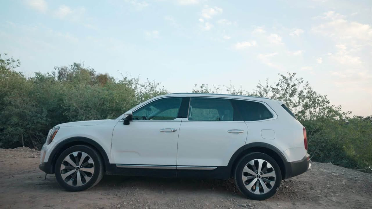 Kia telluride 2020
كيا تيلورايد ٢٠٢٠ مستعمل
رايديها ب٢٤ الف دولار 
والسعر بي مجال بسيط
للتفاصيل ***********
