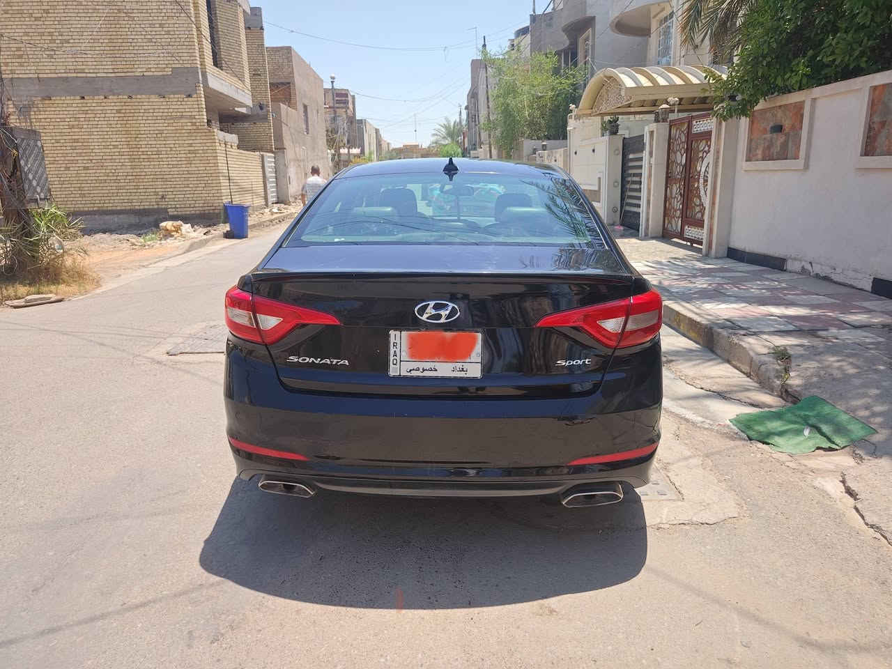 السلام عليكم 
سوناتا وارد امريكي 2016
باب السايق مبدل
المواصفات
بصمة 
فتحة 
رادار 
ترحيب
بصمة ابواب 
شاشة كبيرة 
صندوق ذكي 
ماشية 74
السعر 127 وبيه مجال
***********
