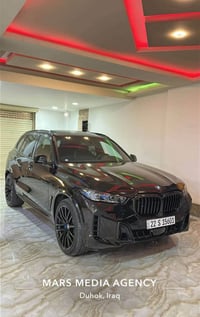 🔥 للبيع BMW X5 موديل 2023 🔥 🇺🇸 وارد أمريكي مواصفات لكجري  📅 الموديل: 2...