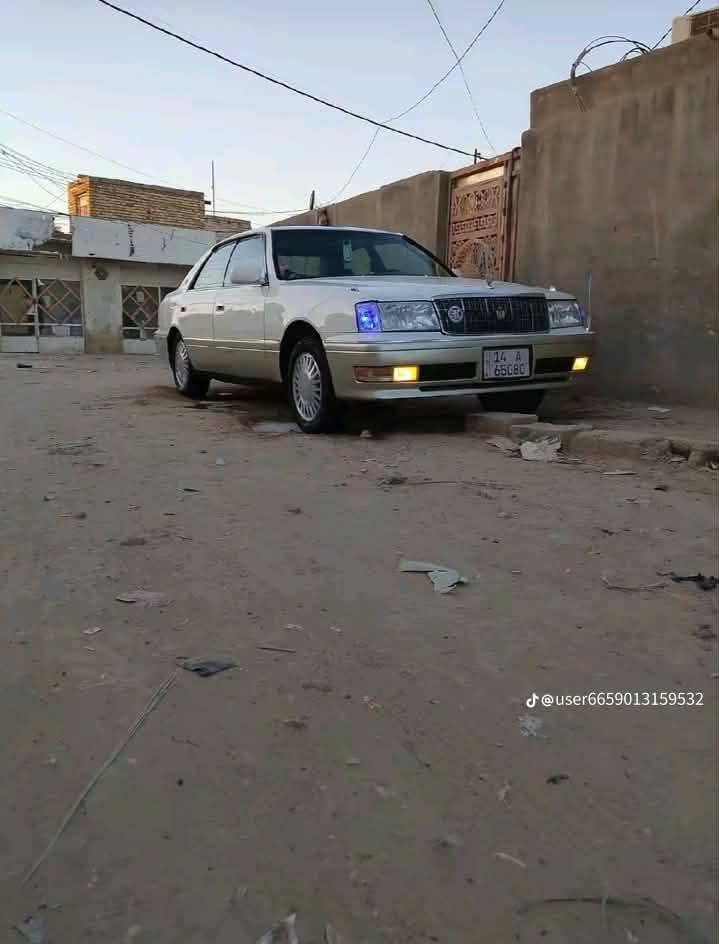 السلام عليكم سياره للبيع راس الثور كفاله عامه ماكينه 3000 كير جديد رقم بصره دور ثاني يوم مكان نجف ابو  صخير شاصي 55الرقم ***********
