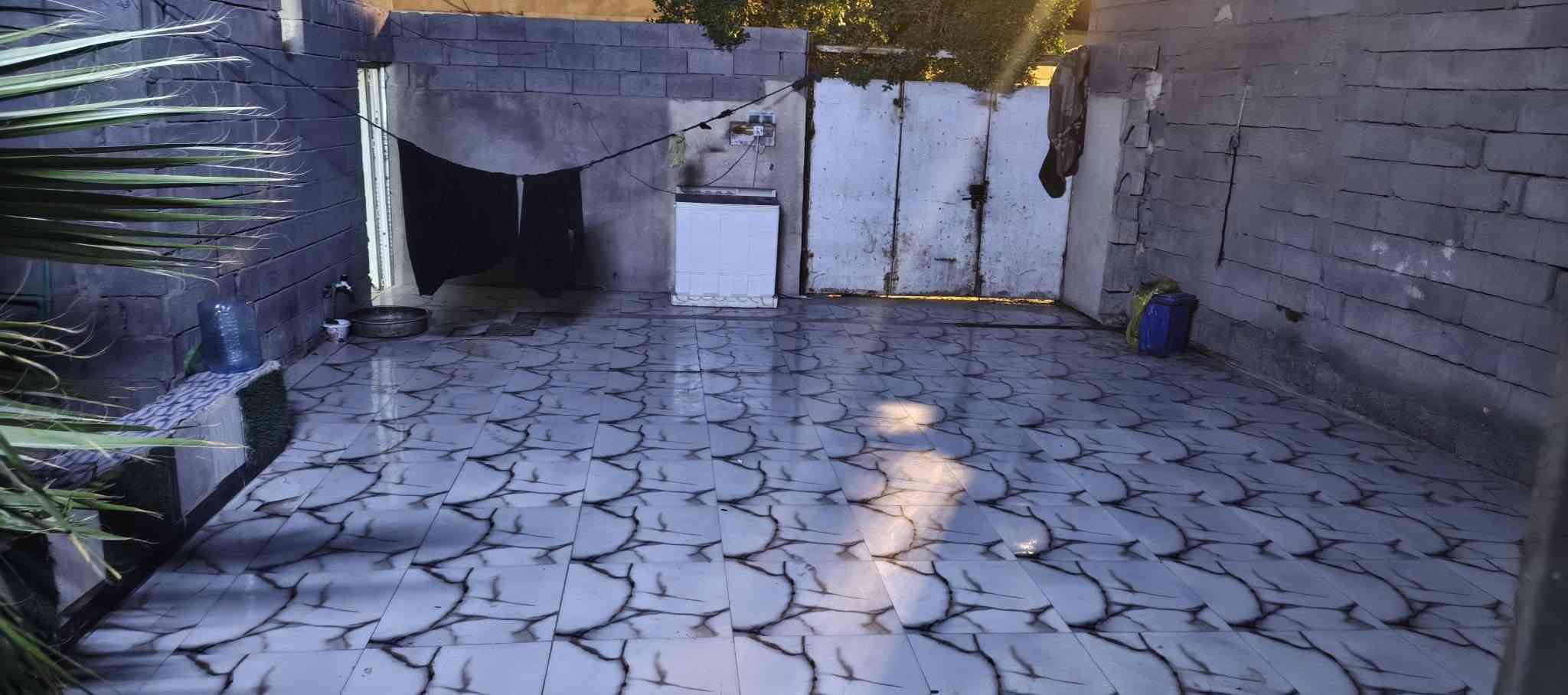 سني حمدان • ٢٣٠م • غرفتين