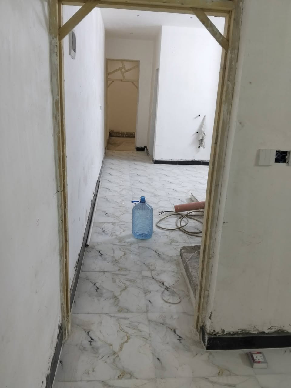 بيت للايجار • ١٠٠م • رية وسكينة