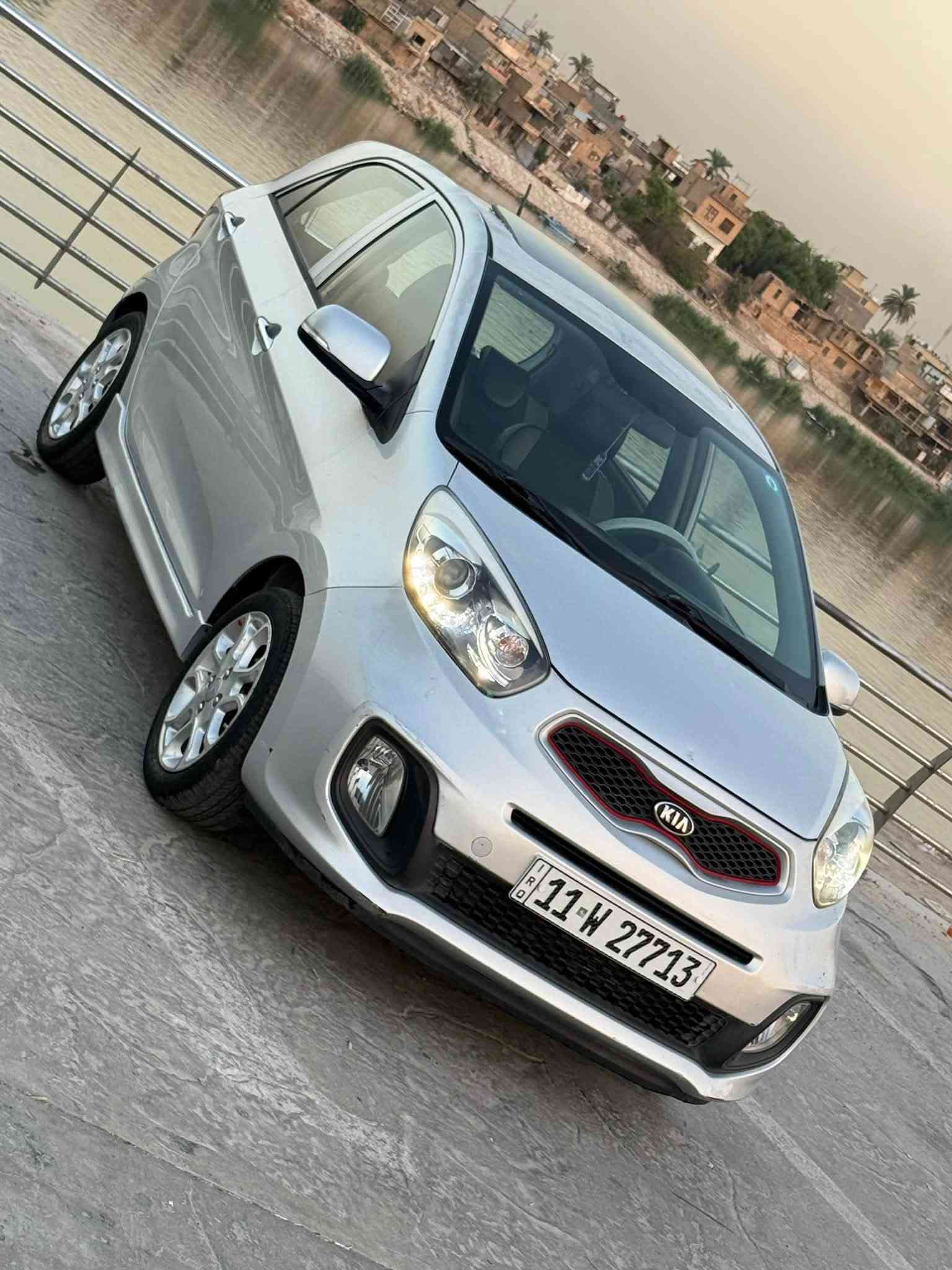 كيا بيكانتو 2015 خليجي
ماشيه تقريبا ٣٠ الف  حقيقي
فول مواصفات 1/1 
محرك 4سلندر جبير / 
فتحة / بصمة /
لد امامي خلفي  
زنون بلادي 
فول تحكمات ستيرن 
للاستفسار ***********
شاشه  تبريد 
ويل الجبير  الرياضي 
مري شفط واشاير
سيارة جديدة وجاهزه مابيها اي نقص
تبريد ثلج
