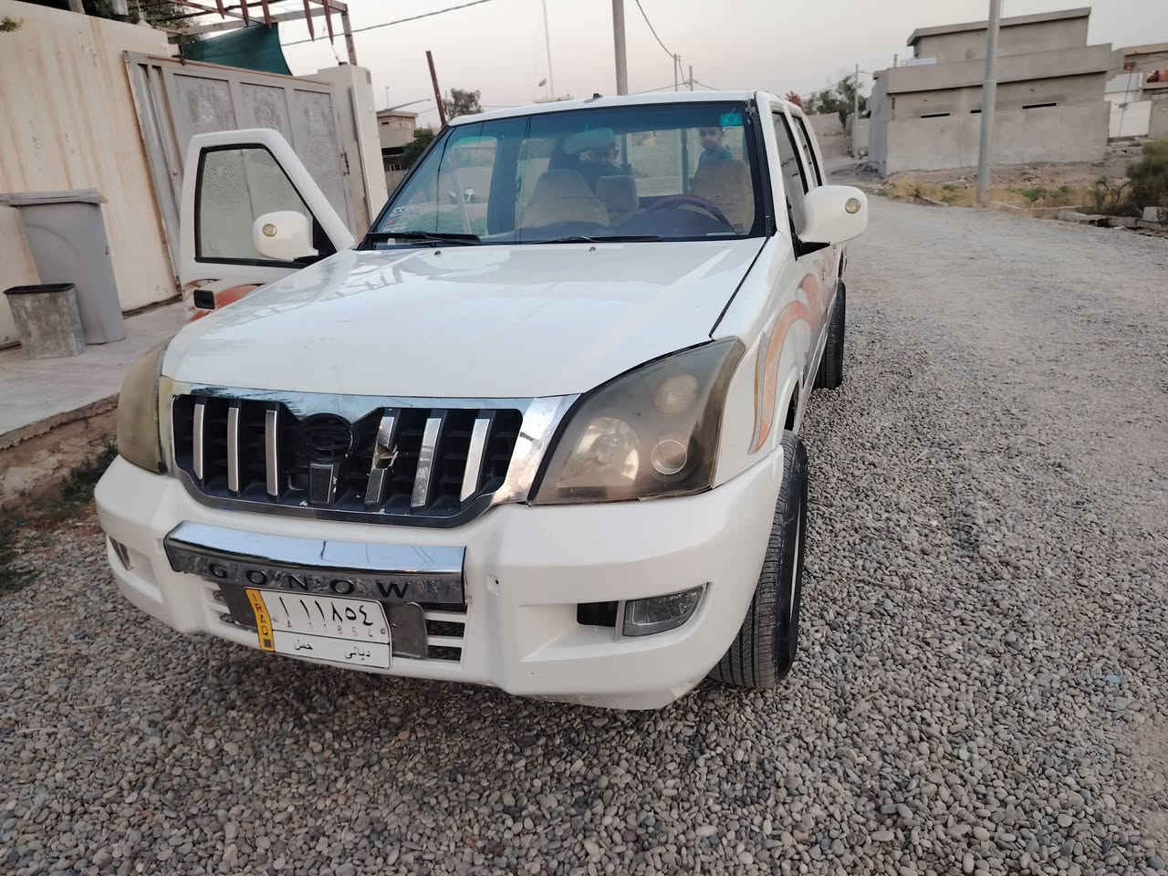 گوناو للبيع اومراوس 2009بدون صبغ تدفئه تبريد شغال مشروع وطني ديالى مكاني كركوك قضاء الدبس السعر 50وبي مجال للتواصل واتساب***********
