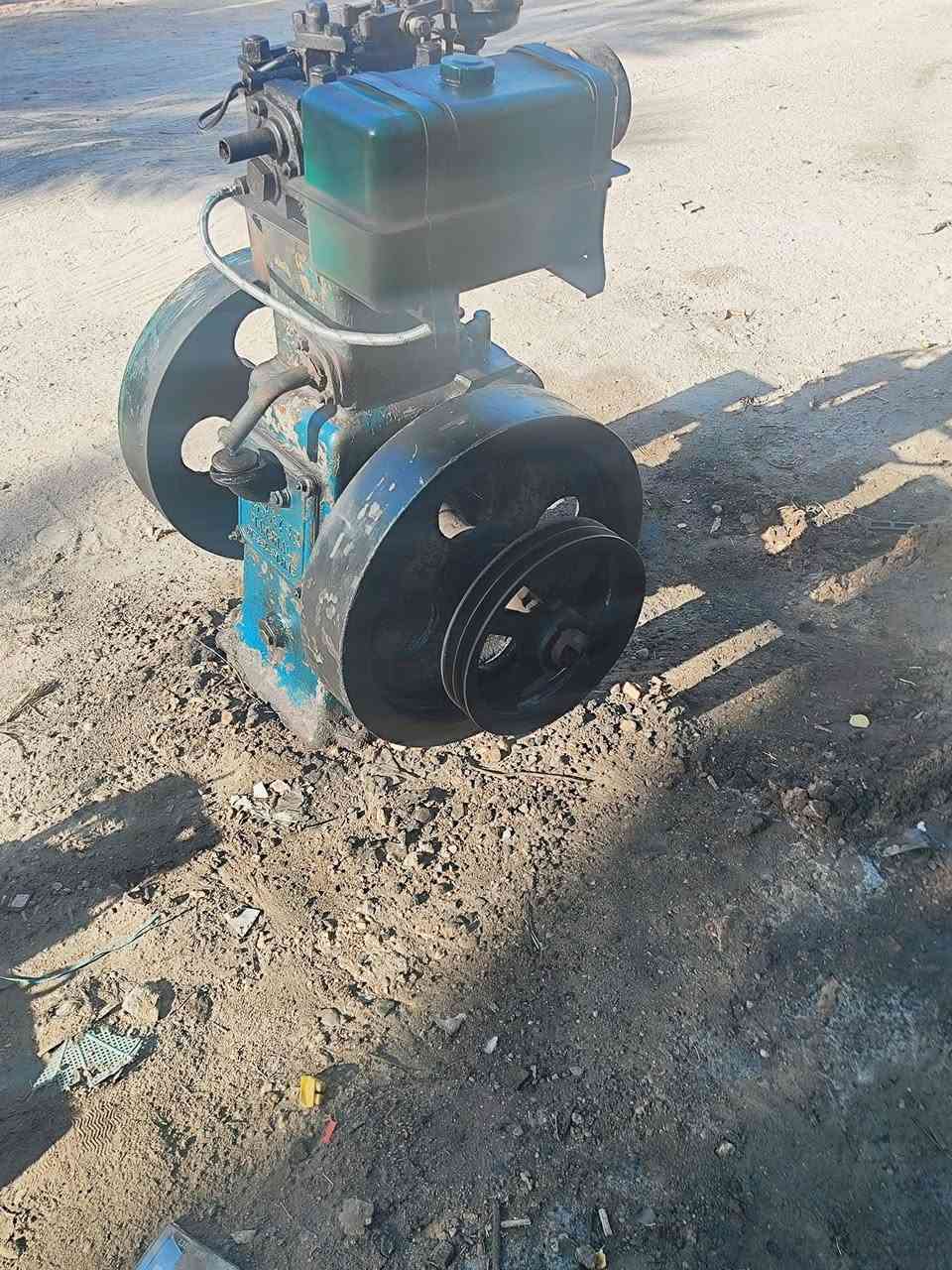 مولده لستر 10حصان مع راس توليد 7ونص كيفيه شرط شغل مشروط علا كهرباء نوعيه توبلاند ا سعر 650وبيه مجال حگ جيه العنوان بابل كفل ***********
