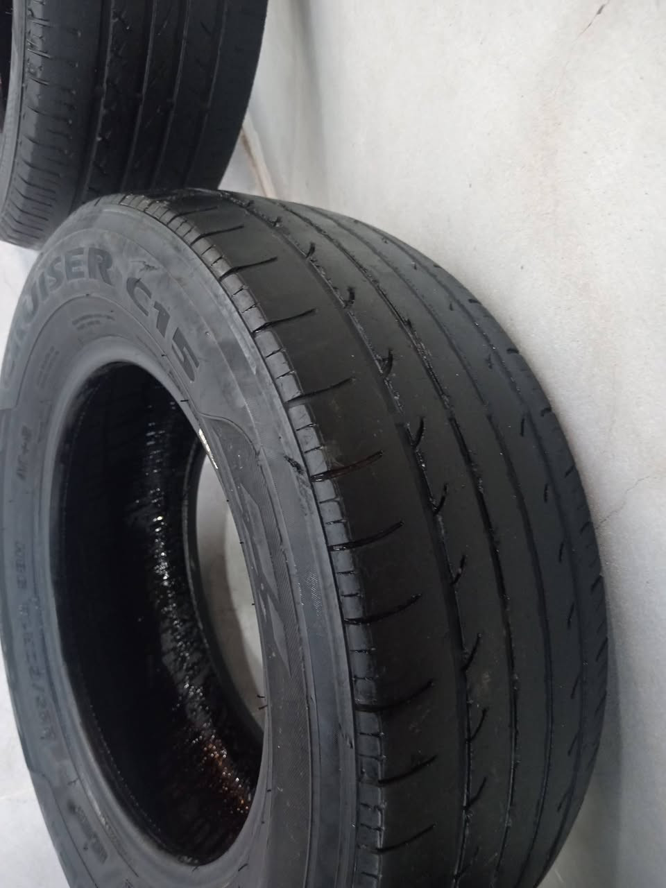 #مستعمل نص عمر نظيف شرط مابي عوج حجم 225-60-15 مال بيم حجم 500... بيها اثنين بيها حشوه بسيطه وواحد شويه يختلف عن البقية... موجود في موصل-زمار ابيعهم كلهم 50 الف وماعندي توصيل هو يجي يشيلها من البيت.. تواصل مع وتساب
***********
