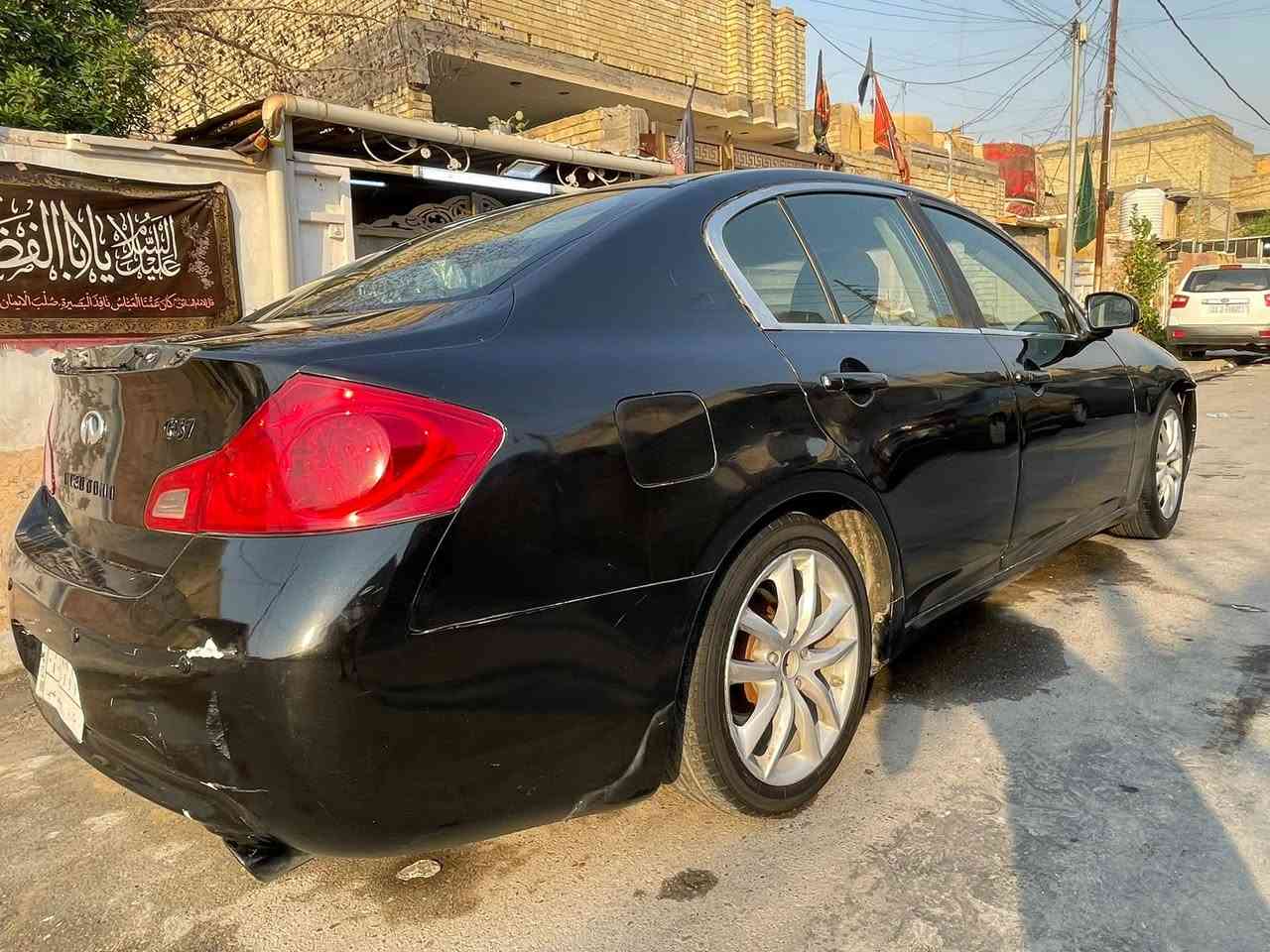 السلام عليكم (بيع او مراوس حسب القناعه) سعر 60 وبيهه مجال 

انفنتي 2007 g35 فول مواصفات 1/1 

مكينه 3500  6 سلندر  

مكينه وكير مكفولات 

صدرهه الخلفي جديد الامامي روس رواط وشمعات تعبانات

ضررهه جاملغ خلفي جهه السايق ولقماره بيهه معجون 

مصبوغه عام 

تبريدهه ما يشتغل يرادلهه ترتيبات بسيطه 
مكاني بغداد 
***********
