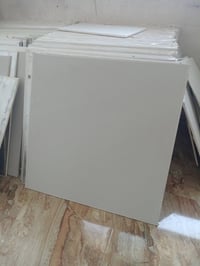 جبس ابيض ١٠٠ • جبس ذهبي ٣٨ • بلاستك ٤٦