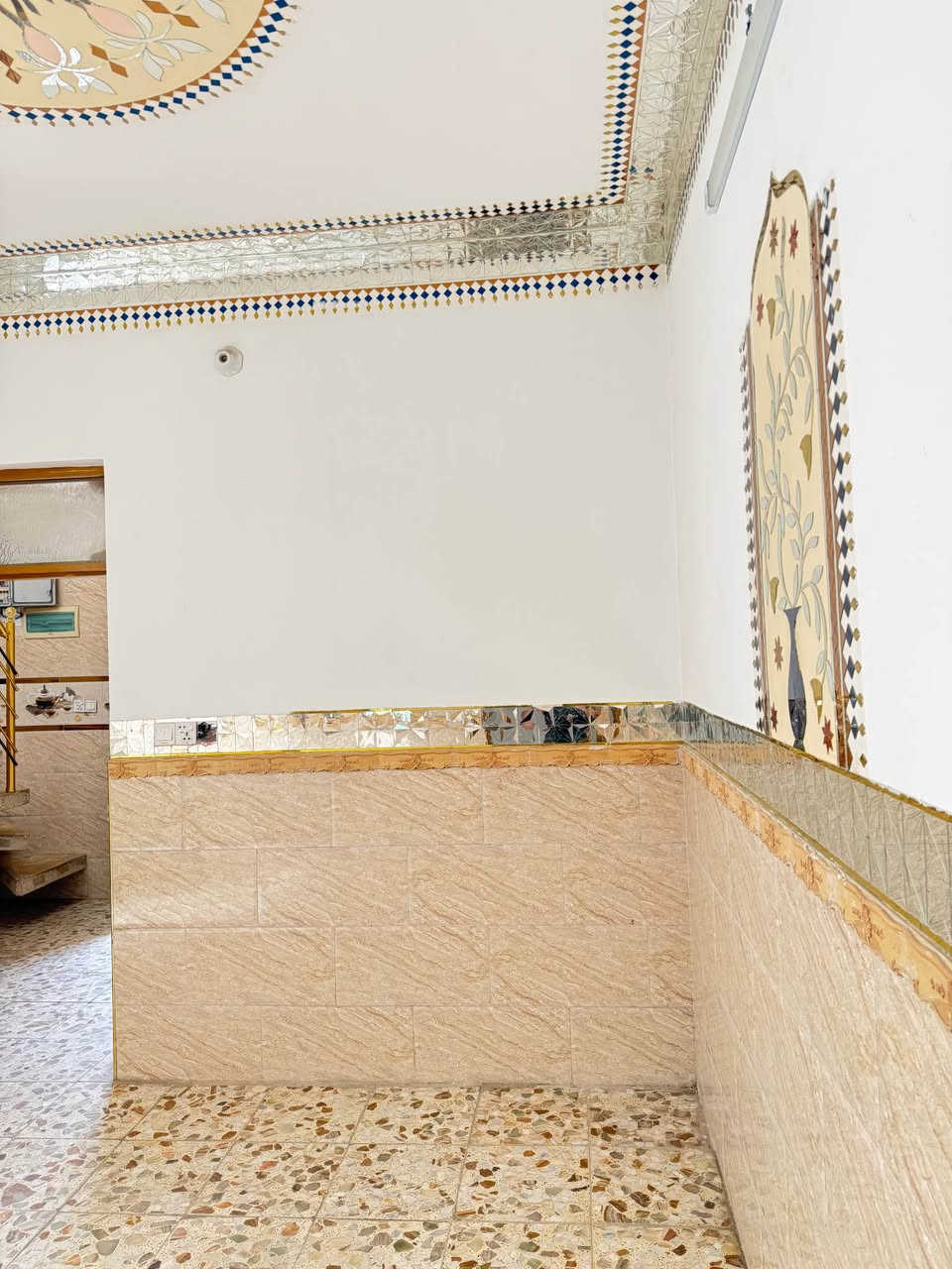 دار للبيع 50 متر حي الوفاء ركن شارع عشرين بناء صب كونكريت مرتب جديد للاستفسار واتساب فقط 
*********** النجف, العراق
