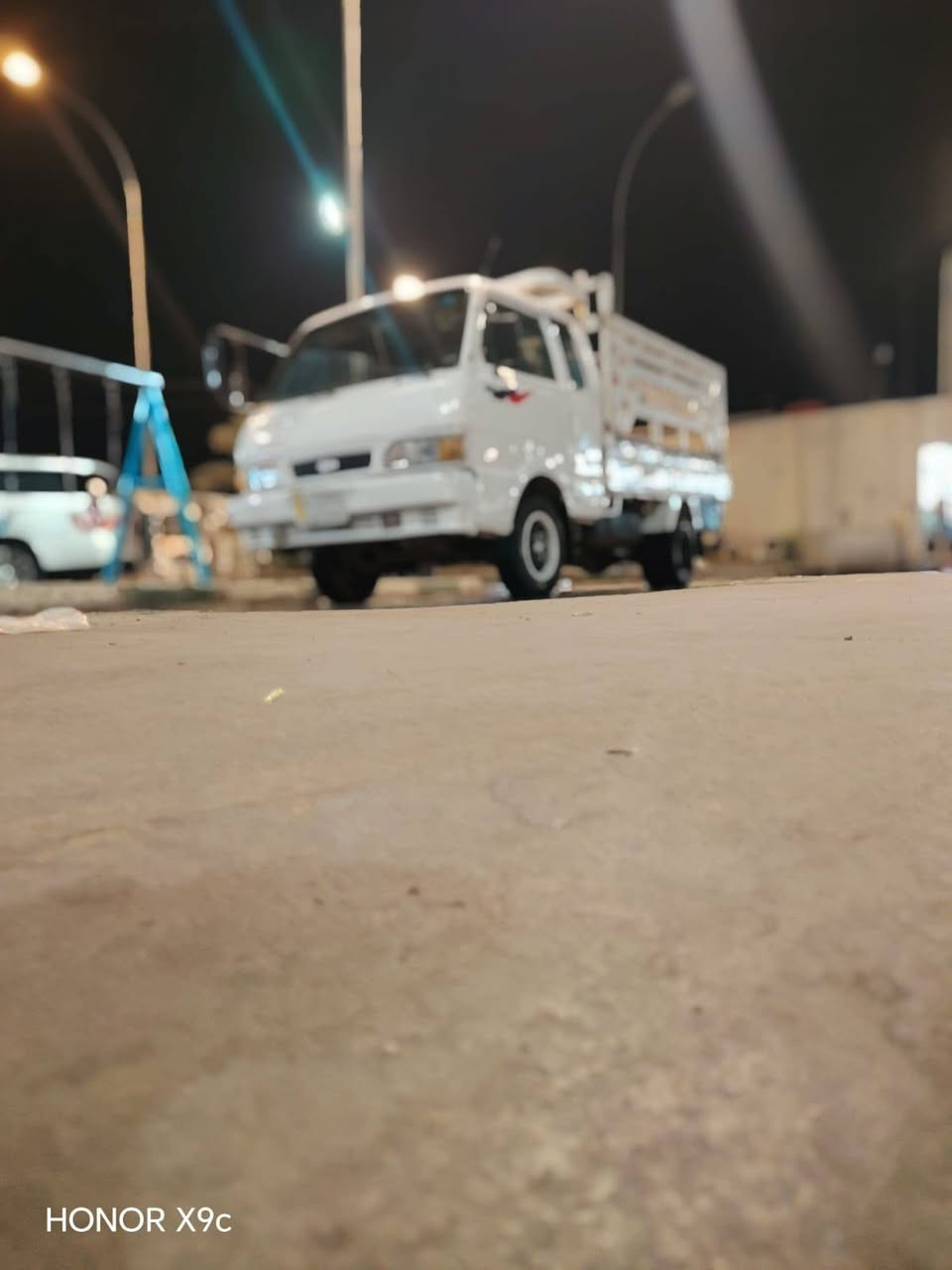 السلام عليكم كي للبيع موديل 95 مكينه بها خيط بخار كيرا شاص ورقم شاصه مقفول واكسين كفاله تايرات 6 جدد سياره رقم انجليزي تحويره 13  السعر 59 مكان الحله***********
