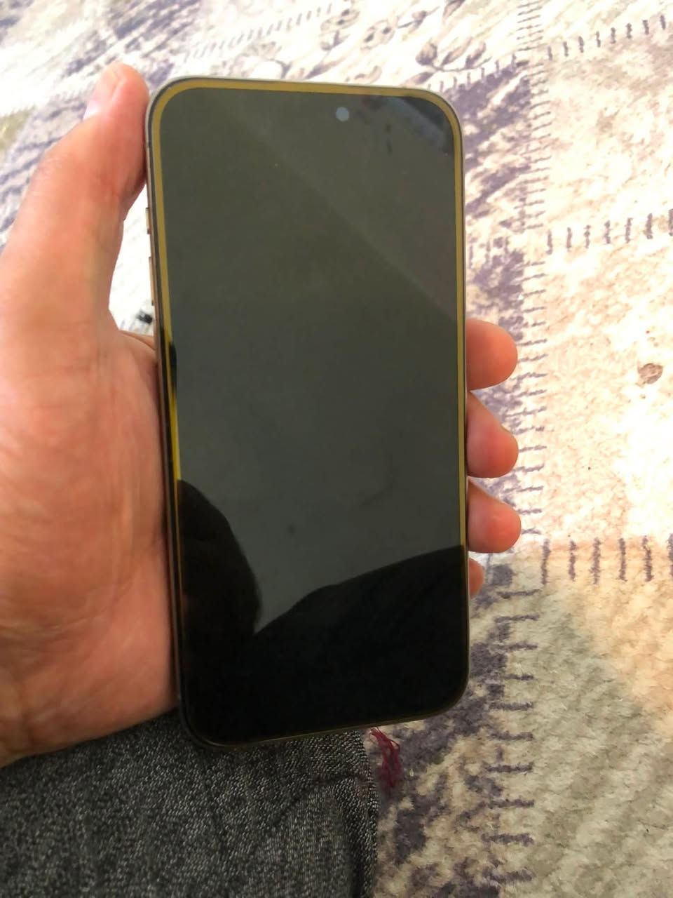سلام عليكم ايفون 15برو ماكس ذاكره 256بطاريه 90جهاز نظيف يحتاج تبديل شاشه السعر 650 بغداد مدينه الصدر ***********
