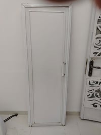 باب المنيوم   الطول ١٩٠والعرض ٦٥توصاه امانه الله مسويتها ١٢٥رايدها ٨٥ا...