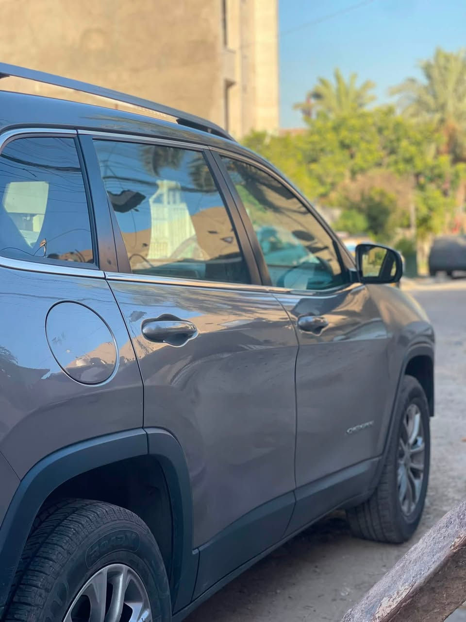 السلام عليكم جيب شيروكي بزون ٢٠١٩فول مواصفات بانوراما بصمة فورويل صندوك كهرباء شاشة وكامرة محرك ٦سلندر بدون ايرباك بغداد بسمي فول لد نهاري ترحيب كشنات جلد وكهرباء وتتفأ وتبريد حادثه جاملغ امامي وموجودة صورالحادث بيع اومراوس عارضه ١٤٣ورقة الله شاهد ماخذه ٢٠٥اوراق   ه. ***********
