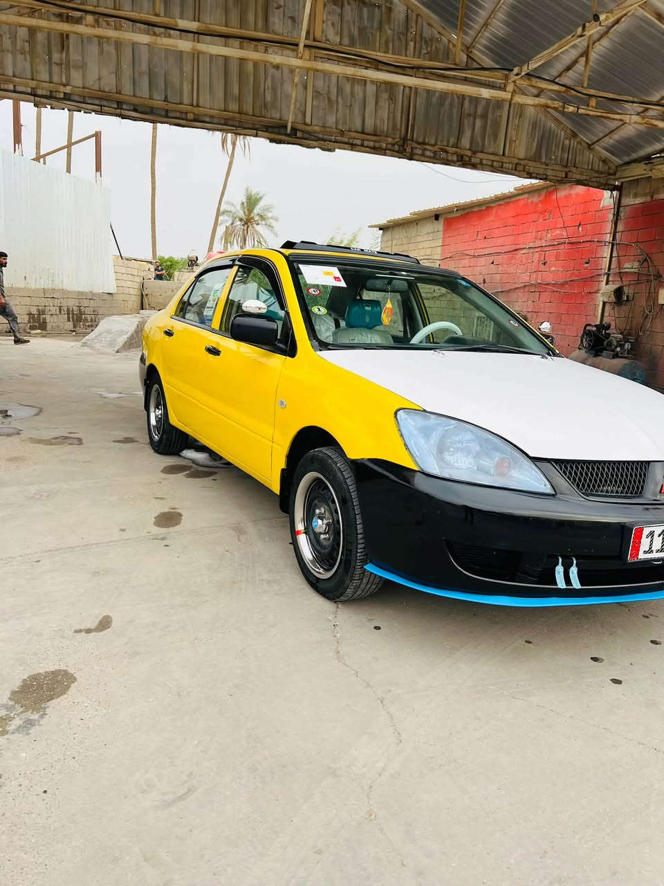 لانسر ٢٠١٠ • رقم بغداد • مكيف شغّال