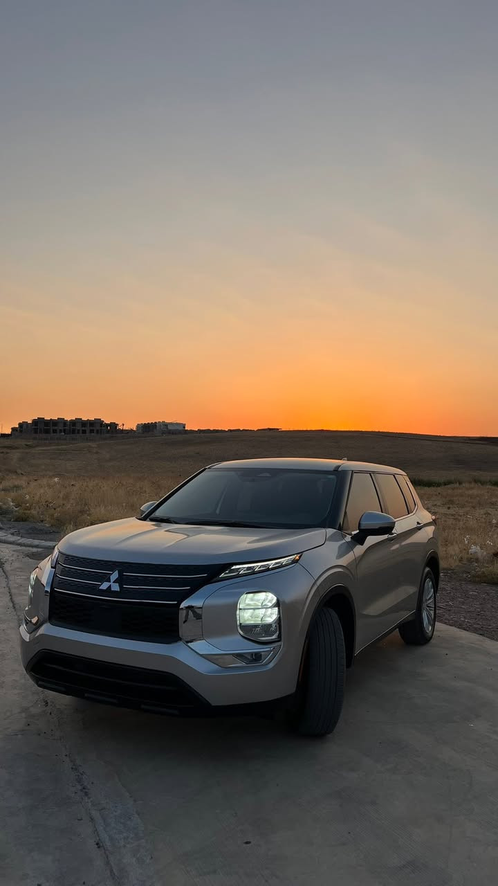 اوتلنده ر موسيبوشى
 ..AWD     
موديل .2024
ماوىى روشتن13000  
دةبيل اكسل 
 رةنك سلفر    
موسيفات 
شاشة   
بسمة 
 كاميرا   
حةفت نةفةري 
رادار بيش و باش تنشتةكان ختي جادة 
بيش وباش حساس      
يرباك سستم   
سيارة بي  بس بولند سبغ بوستك بيدي ارارة  
نمونةيه لة جواني  
رةقم شانسيم داناوة 
مشتةري بيت 📞 
***********
***********
