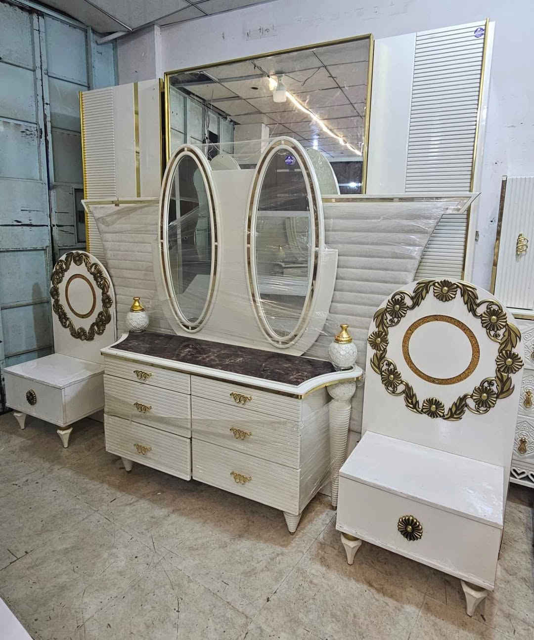 معرض عياض ويوسف غرفه نوم سبع قطع. 650》***********》***********》 ديبيس, كركوك
