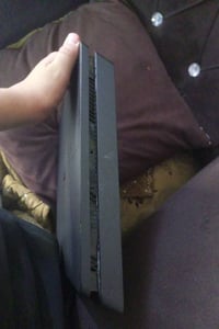 بلي فور • نظيف • بيده واحده