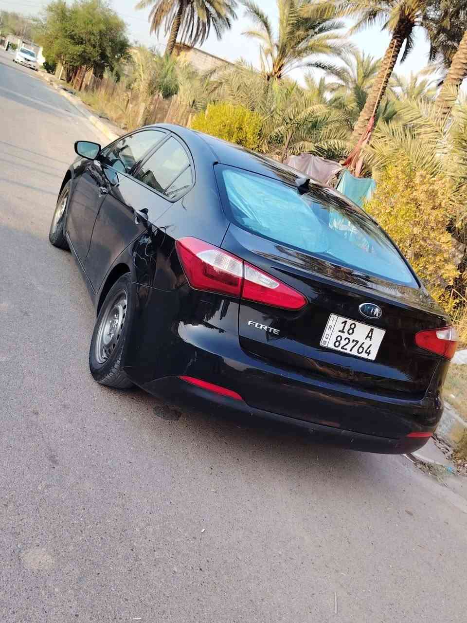 السلام عليكم
كيا فورتي ٢٠١٦
رقم بابل الجديد مشروع وطني
كير at.  مكينة ٢٠٠٠ دوش
تبريد كهربائيات
بيها صبغ قطع ابيع حزام
بيها شويه بل لغد الايسر خشم الغد
تكم شاصي حوض قماره سليم
يرادلها صدر خلفي 
السعر ٧٨ وبيها مجال بسيط للشراي
مكاني بغداد الزعفرانية
رقم ***********
