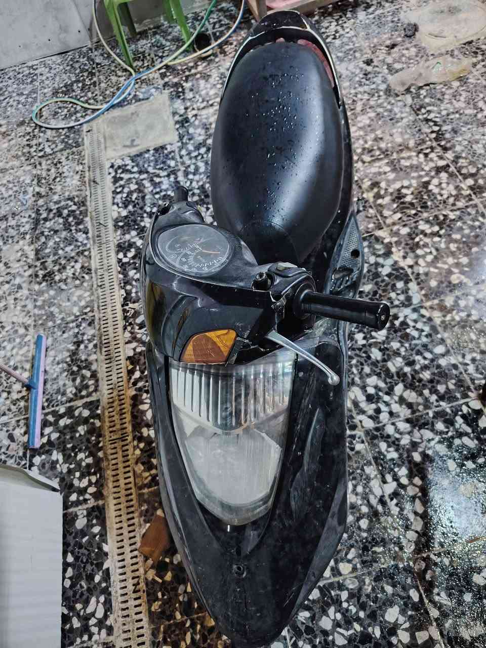 دراجه للبيع فريز محرك شلعه مكان البياع الشرطه الخامسه سعر 650 وبيها مجال ***********
