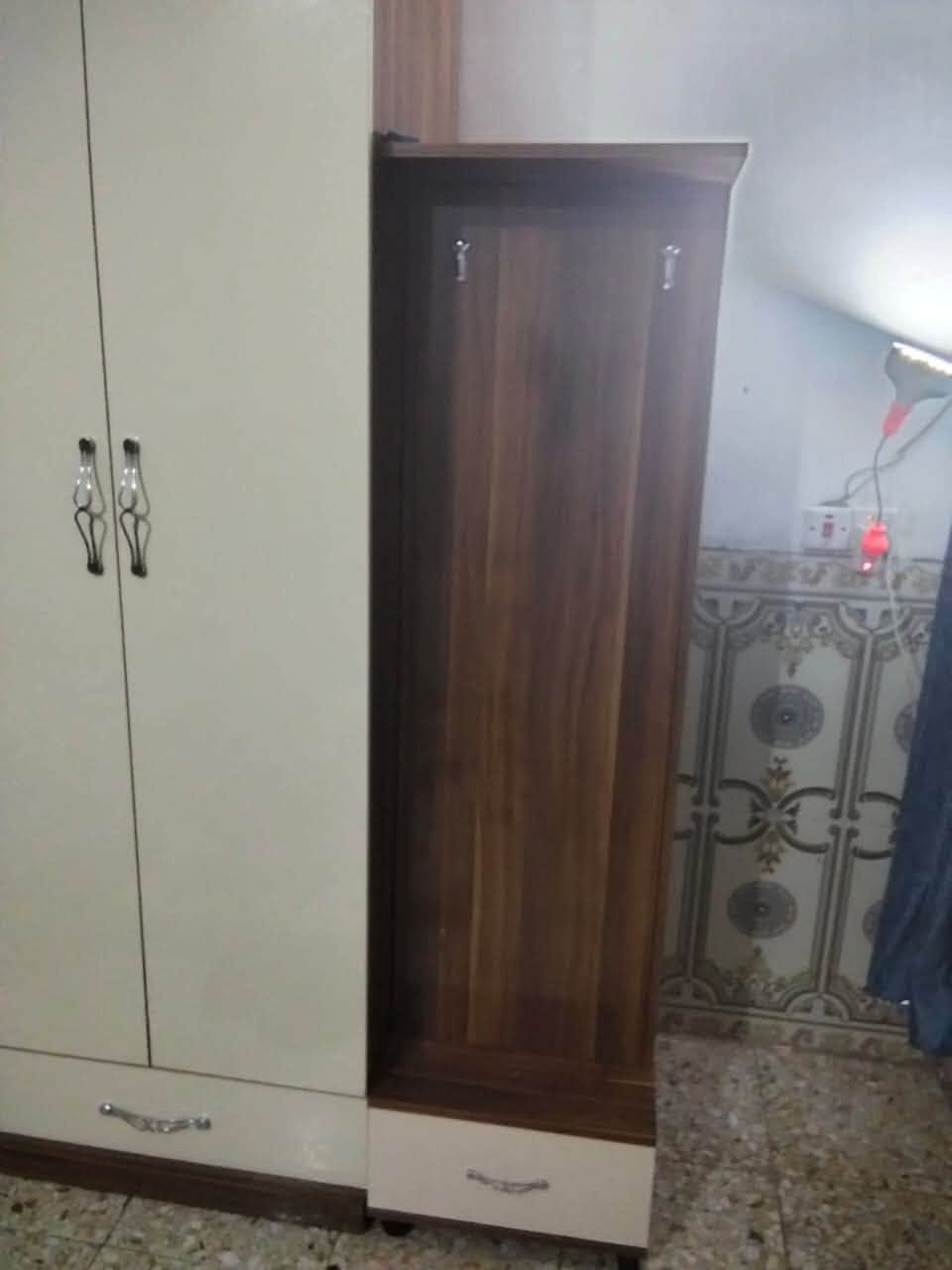 سلام عليكم غرفه البيع 8 قطع مكاني بغداد سعر 550 الرقم ***********
